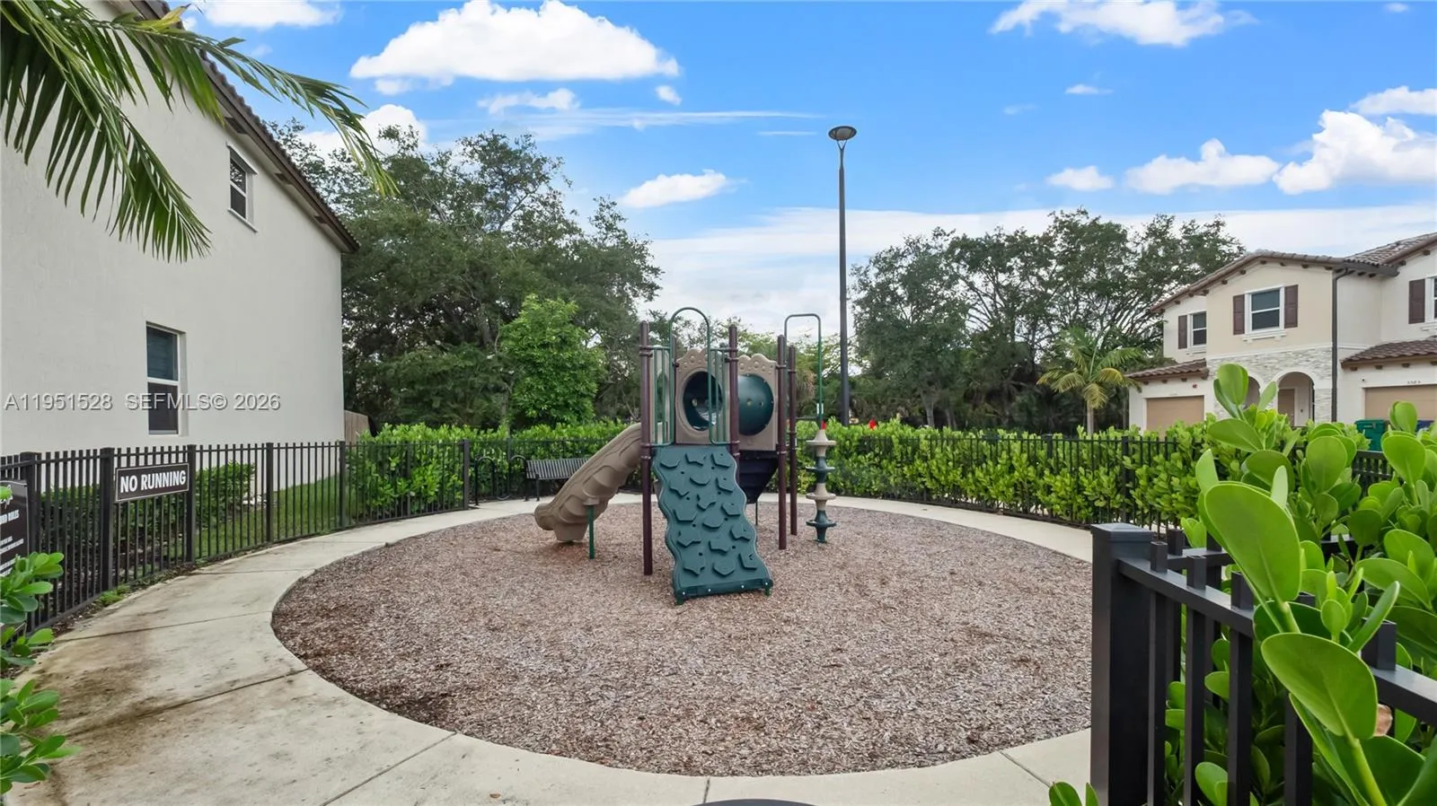5544 Nw 27th Pl, Lauderhill, Florida 33313, Lauderhill, Florida 33313, 3 Bedrooms Bedrooms, ,2 BathroomsBathrooms,Residential,For Sale,5544 Nw 27th Pl, Lauderhill, Florida 33313,A11951528