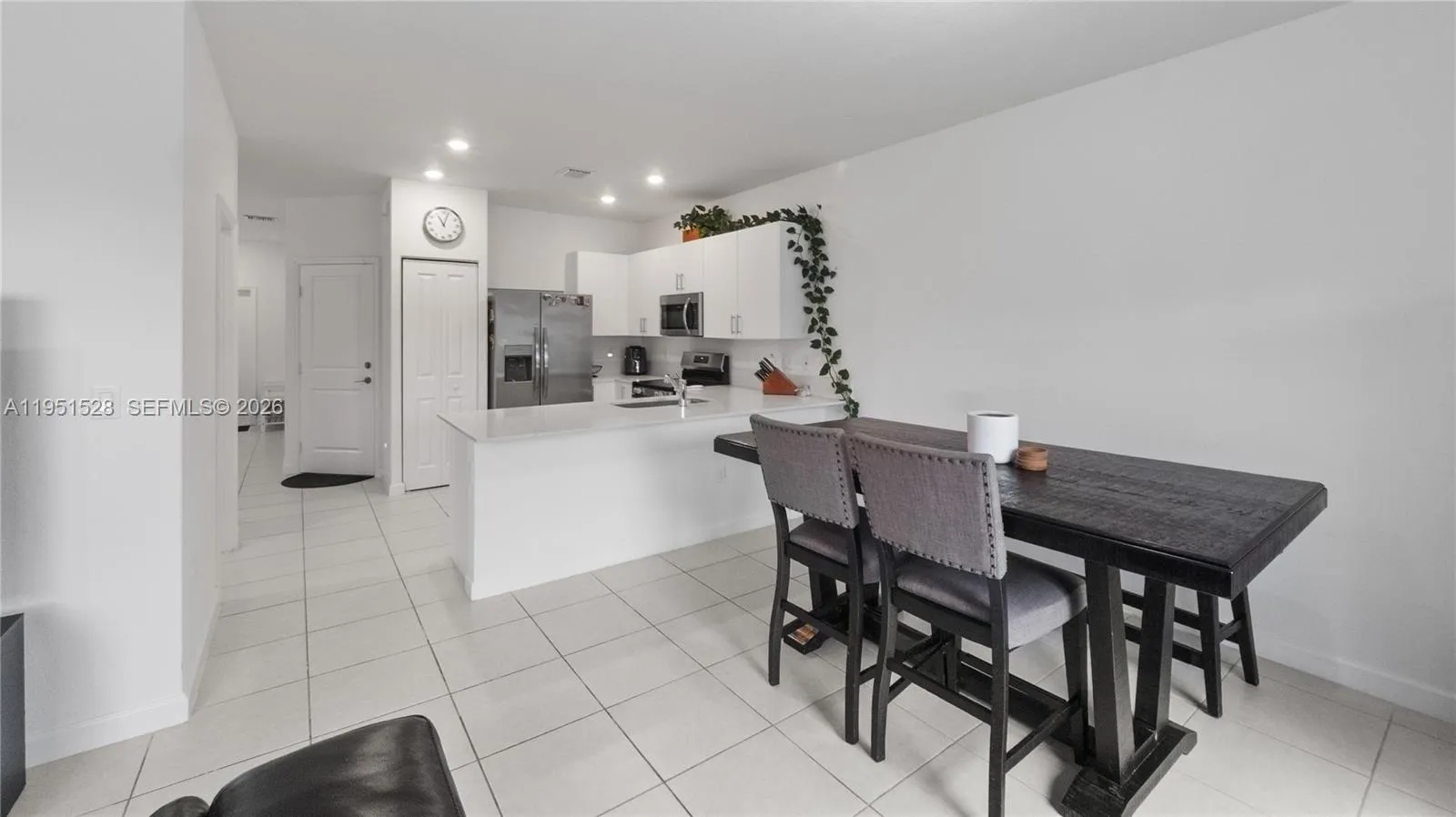 5544 Nw 27th Pl, Lauderhill, Florida 33313, Lauderhill, Florida 33313, 3 Bedrooms Bedrooms, ,2 BathroomsBathrooms,Residential,For Sale,5544 Nw 27th Pl, Lauderhill, Florida 33313,A11951528