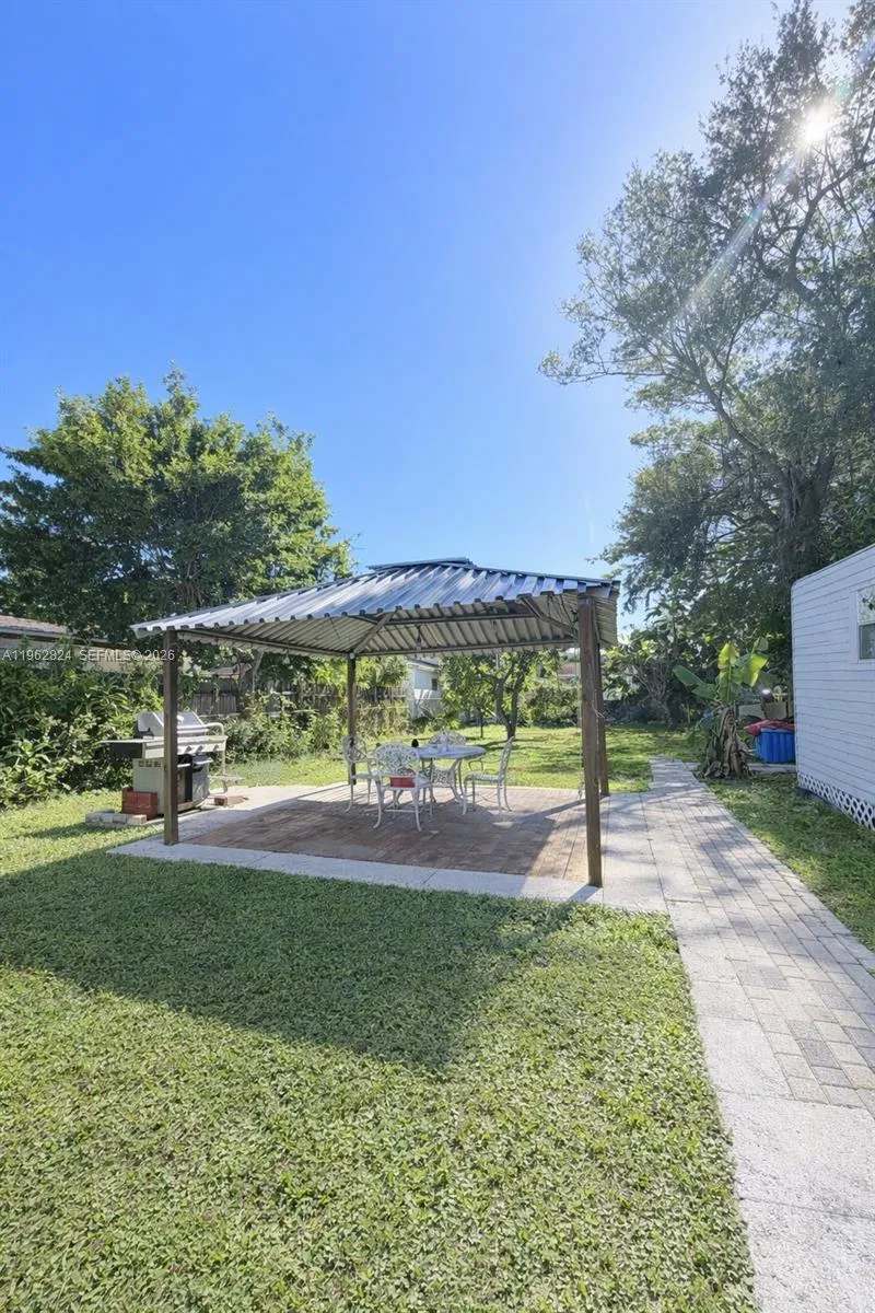 2460 Nw 33rd St, Miami, Florida 33142, Miami, Florida 33142, 3 Bedrooms Bedrooms, ,1 BathroomBathrooms,Residential,For Sale,2460 Nw 33rd St, Miami, Florida 33142,A11962824