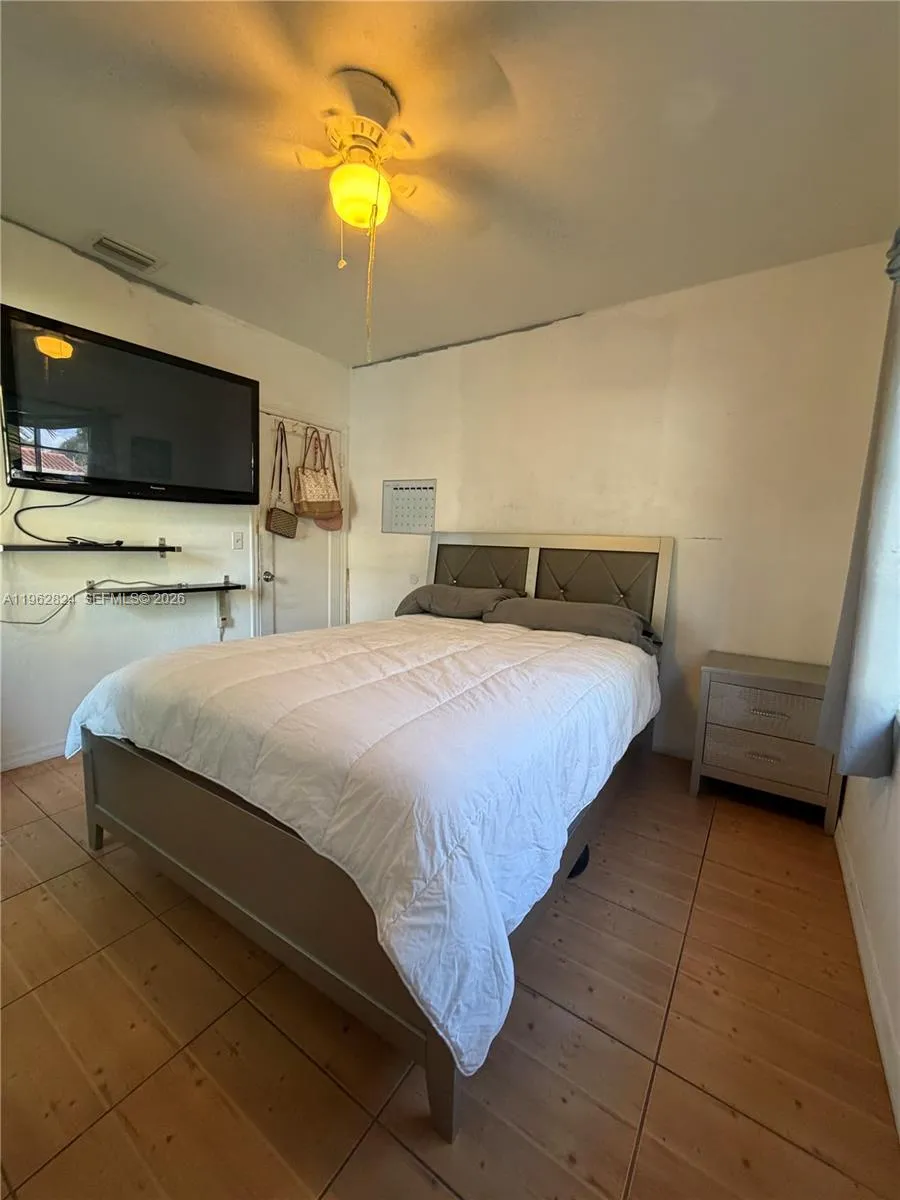2460 Nw 33rd St, Miami, Florida 33142, Miami, Florida 33142, 3 Bedrooms Bedrooms, ,1 BathroomBathrooms,Residential,For Sale,2460 Nw 33rd St, Miami, Florida 33142,A11962824