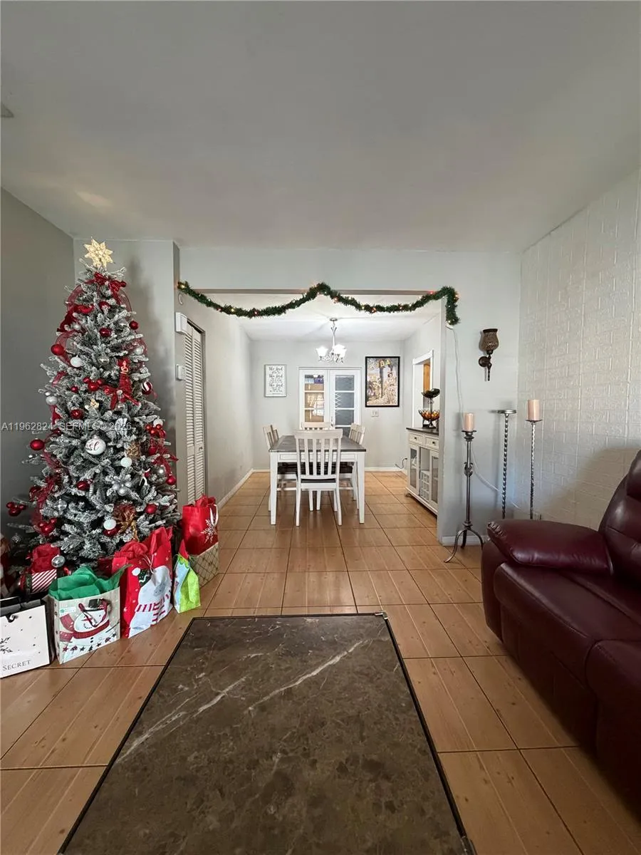 2460 Nw 33rd St, Miami, Florida 33142, Miami, Florida 33142, 3 Bedrooms Bedrooms, ,1 BathroomBathrooms,Residential,For Sale,2460 Nw 33rd St, Miami, Florida 33142,A11962824