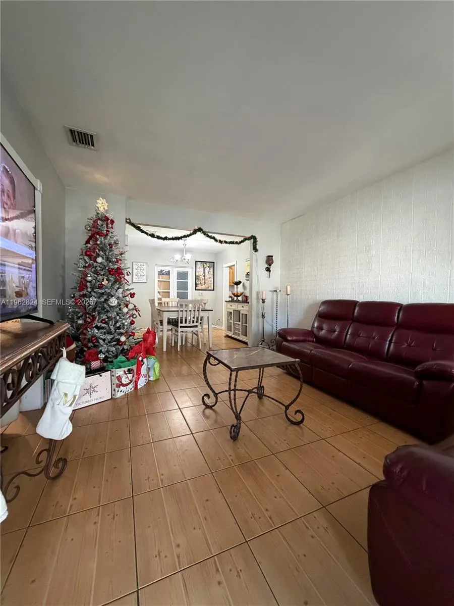 2460 Nw 33rd St, Miami, Florida 33142, Miami, Florida 33142, 3 Bedrooms Bedrooms, ,1 BathroomBathrooms,Residential,For Sale,2460 Nw 33rd St, Miami, Florida 33142,A11962824
