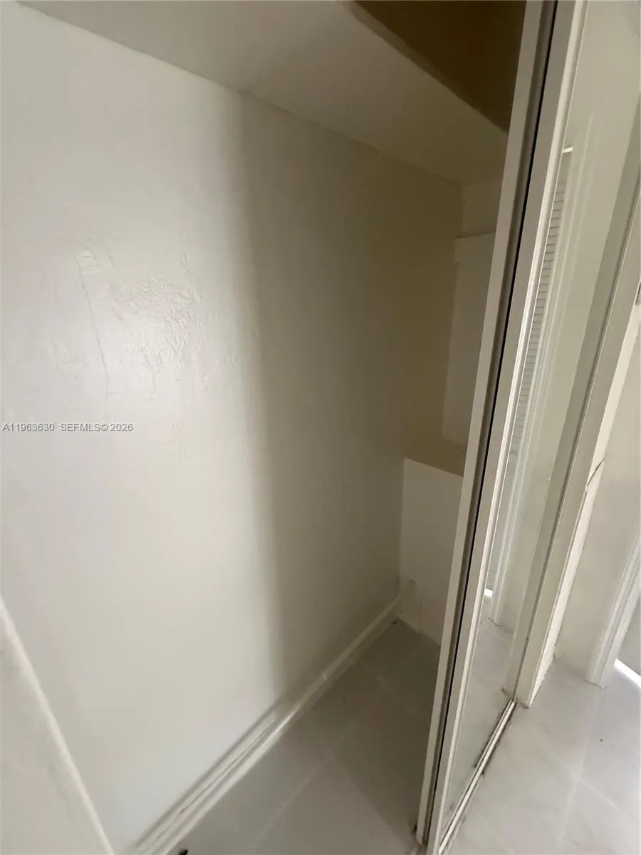 1930 Pierce St, Hollywood, Florida 33020, Hollywood, Florida 33020, 4 Bedrooms Bedrooms, ,4 BathroomsBathrooms,Residential,For Sale,1930 Pierce St, Hollywood, Florida 33020,A11963630