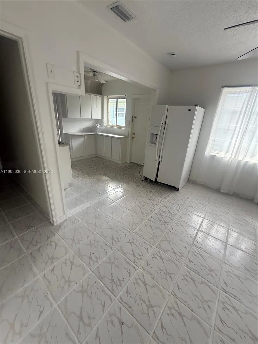1930 Pierce St, Hollywood, Florida 33020, Hollywood, Florida 33020, 4 Bedrooms Bedrooms, ,4 BathroomsBathrooms,Residential,For Sale,1930 Pierce St, Hollywood, Florida 33020,A11963630