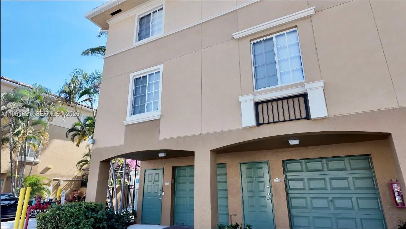 2891 Ne 185th St 1002, Aventura, Florida 33180, Aventura, Florida 33180, 1 Bedroom Bedrooms, ,1 BathroomBathrooms,Residential Lease,For Rent,2891 Ne 185th St 1002, Aventura, Florida 33180,A11963821