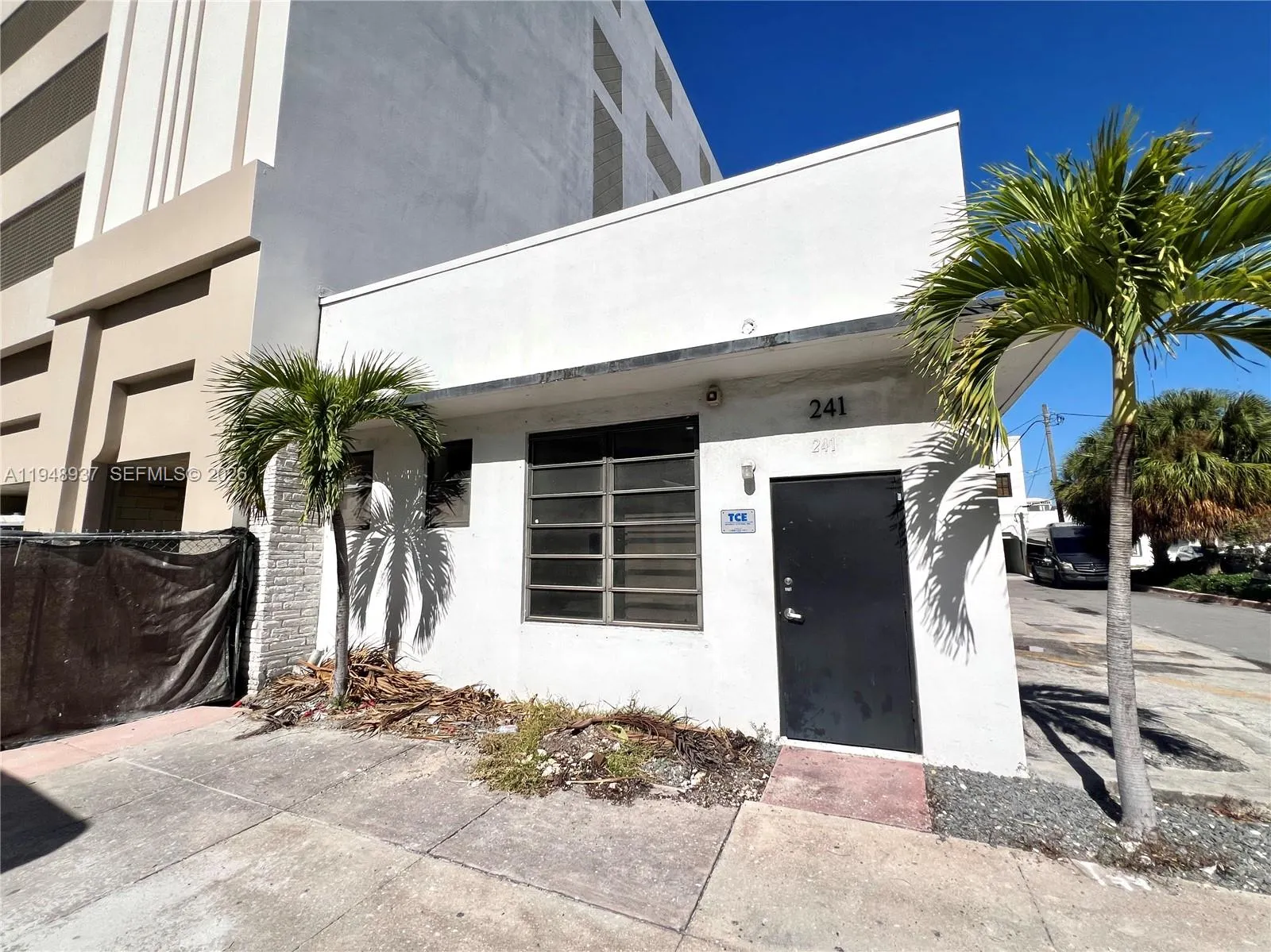 241 Almeria Ave, Coral Gables, Florida 33134, Coral Gables, Florida 33134, ,Commercial Lease,For Rent,241 Almeria Ave, Coral Gables, Florida 33134,A11948937