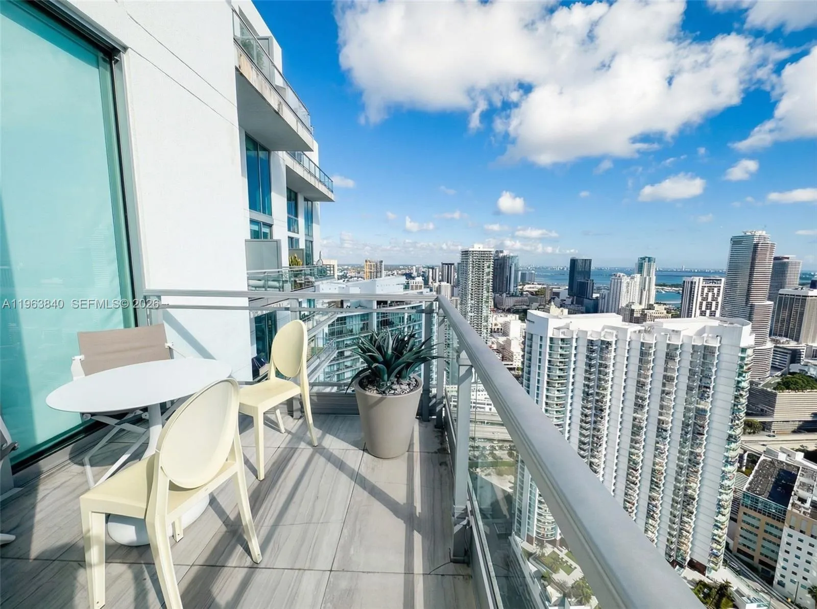 92 Sw 3rd St Ph5213, Miami, Florida 33130, Miami, Florida 33130, 2 Bedrooms Bedrooms, ,3 BathroomsBathrooms,Residential,For Sale,92 Sw 3rd St Ph5213, Miami, Florida 33130,A11963840