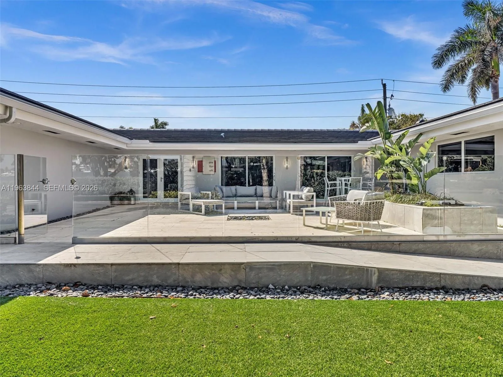 840 S Southlake Dr, Hollywood, Florida 33019, Hollywood, Florida 33019, 5 Bedrooms Bedrooms, ,4 BathroomsBathrooms,Residential,For Sale,840 S Southlake Dr, Hollywood, Florida 33019,A11963844