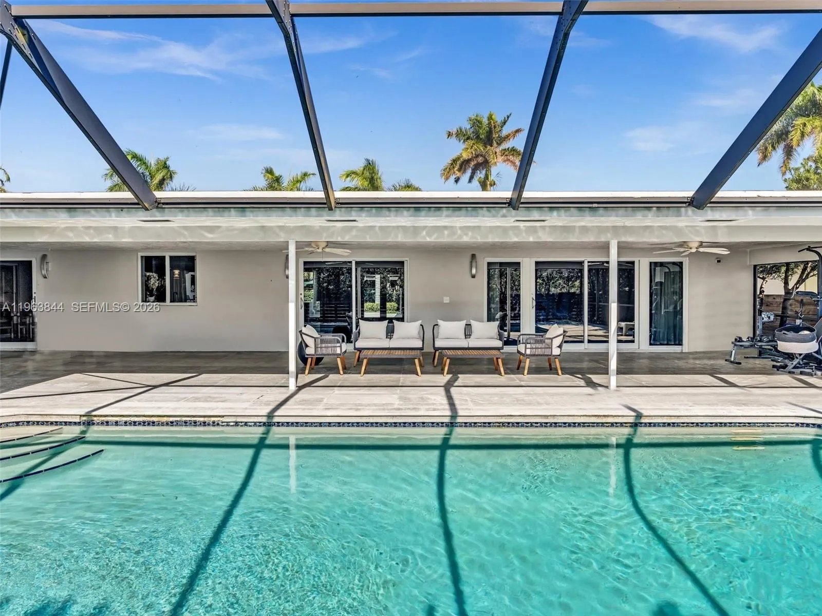 840 S Southlake Dr, Hollywood, Florida 33019, Hollywood, Florida 33019, 5 Bedrooms Bedrooms, ,4 BathroomsBathrooms,Residential,For Sale,840 S Southlake Dr, Hollywood, Florida 33019,A11963844