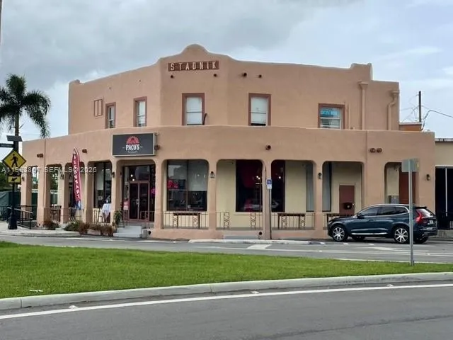 45 Curtiss Pkwy, Miami Springs, Florida 33166, Miami Springs, Florida 33166, ,Commercial Lease,For Rent,45 Curtiss Pkwy, Miami Springs, Florida 33166,A11963867