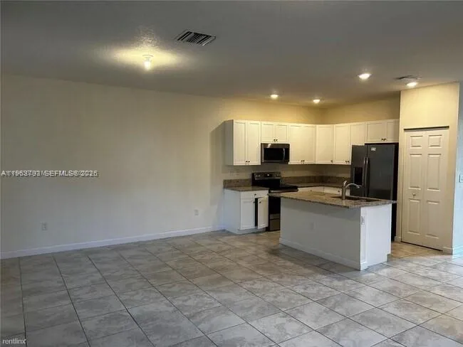 3402 W 105th St N/a, Hialeah, Florida 33018, Hialeah, Florida 33018, 3 Bedrooms Bedrooms, ,2 BathroomsBathrooms,Residential Lease,For Rent,3402 W 105th St N/a, Hialeah, Florida 33018,A11963793