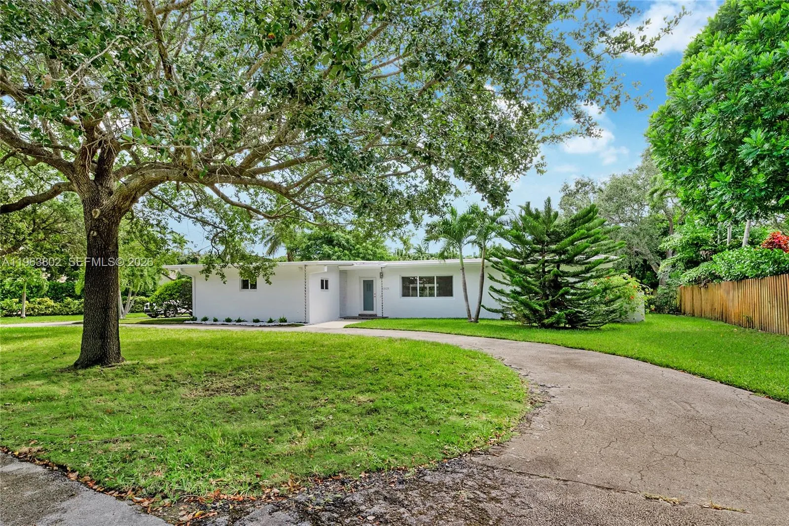 13125 Sw 81st Ave 0, Pinecrest, Florida 33156, Pinecrest, Florida 33156, 3 Bedrooms Bedrooms, ,3 BathroomsBathrooms,Residential Lease,For Rent,13125 Sw 81st Ave 0, Pinecrest, Florida 33156,A11963802