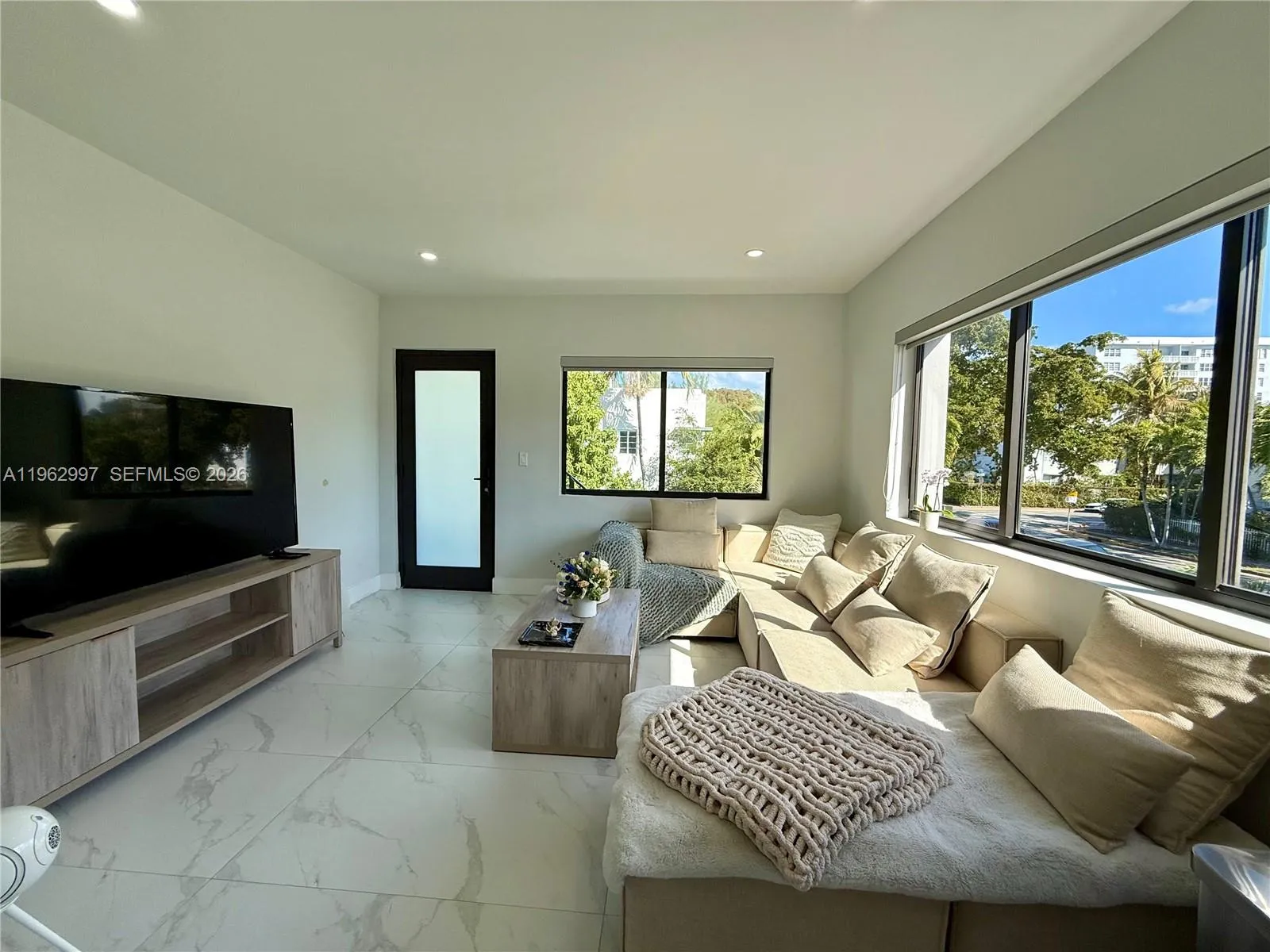 944 Jefferson Ave 9, Miami Beach, Florida 33139, Miami Beach, Florida 33139, 1 Bedroom Bedrooms, ,1 BathroomBathrooms,Residential Lease,For Rent,944 Jefferson Ave 9, Miami Beach, Florida 33139,A11962997