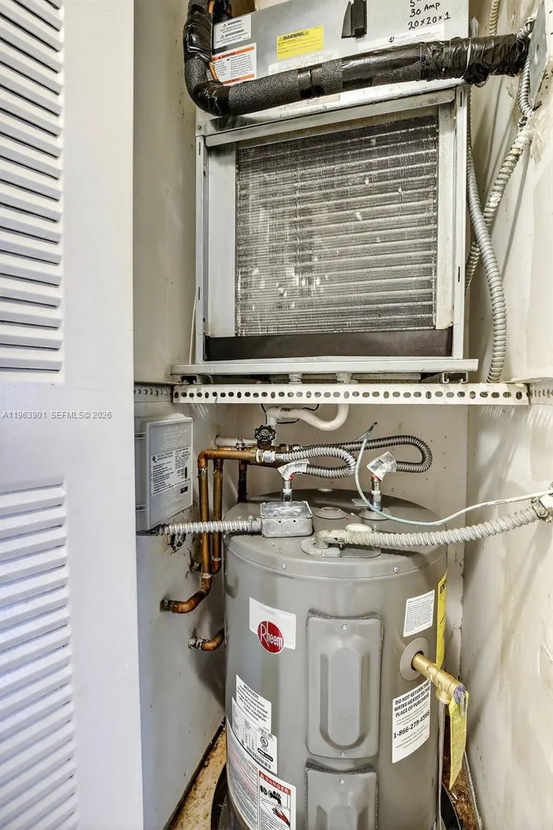 7401 Nw 16th St 307, Plantation, Florida 33313, Plantation, Florida 33313, 2 Bedrooms Bedrooms, ,2 BathroomsBathrooms,Residential Lease,For Rent,7401 Nw 16th St 307, Plantation, Florida 33313,A11963901