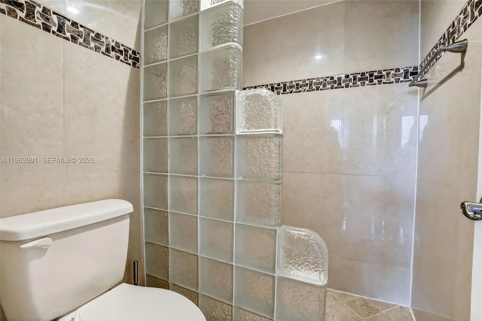 7401 Nw 16th St 307, Plantation, Florida 33313, Plantation, Florida 33313, 2 Bedrooms Bedrooms, ,2 BathroomsBathrooms,Residential Lease,For Rent,7401 Nw 16th St 307, Plantation, Florida 33313,A11963901