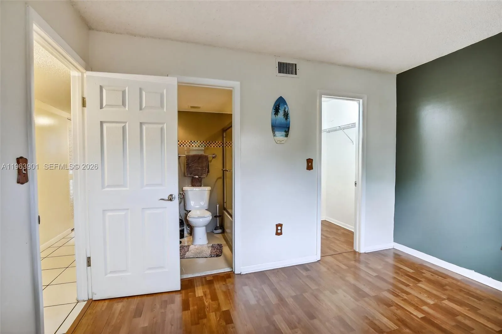 7401 Nw 16th St 307, Plantation, Florida 33313, Plantation, Florida 33313, 2 Bedrooms Bedrooms, ,2 BathroomsBathrooms,Residential Lease,For Rent,7401 Nw 16th St 307, Plantation, Florida 33313,A11963901