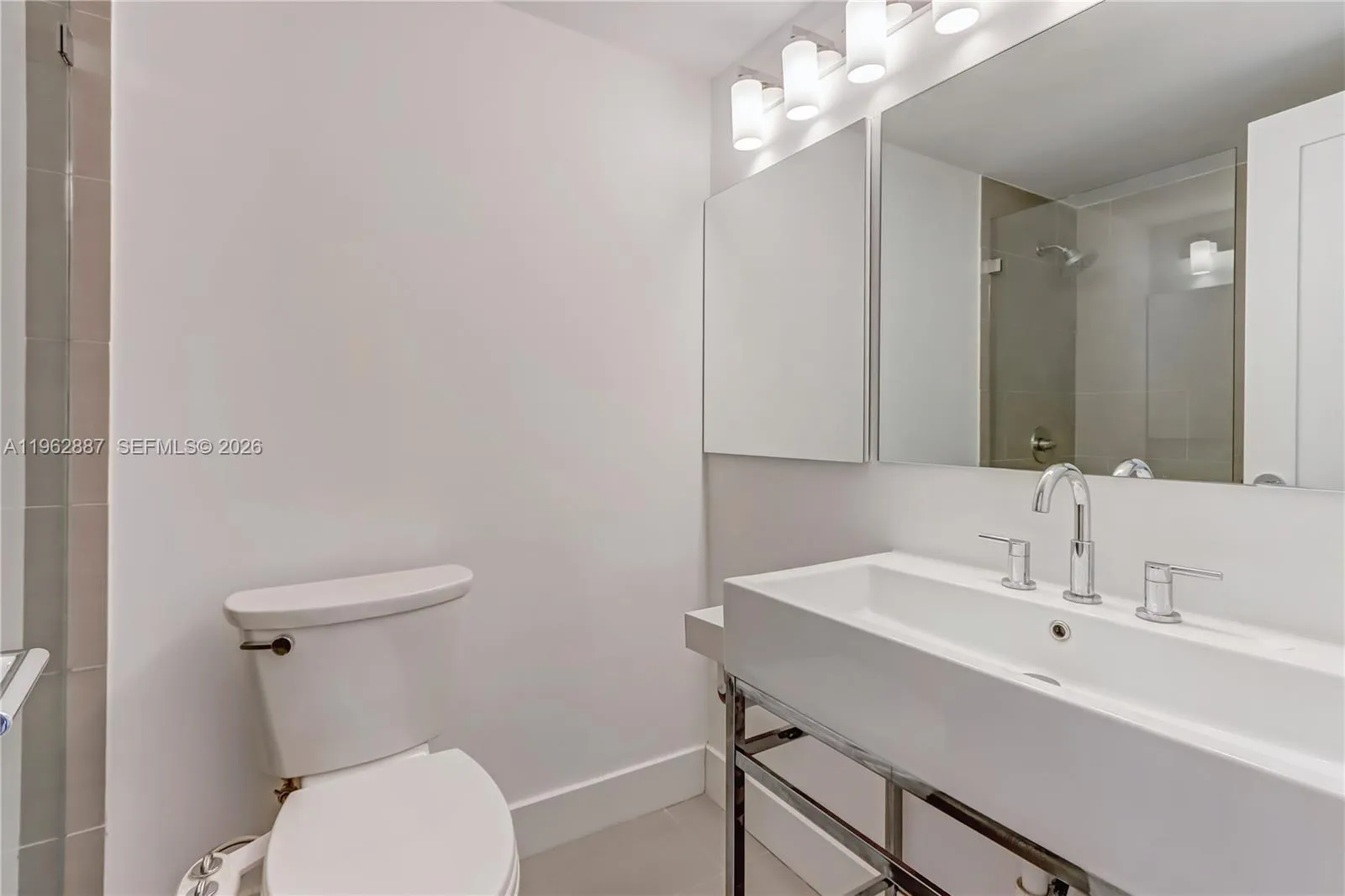 1000 West Ave 506, Miami Beach, Florida 33139, Miami Beach, Florida 33139, ,1 BathroomBathrooms,Residential Lease,For Rent,1000 West Ave 506, Miami Beach, Florida 33139,A11962887