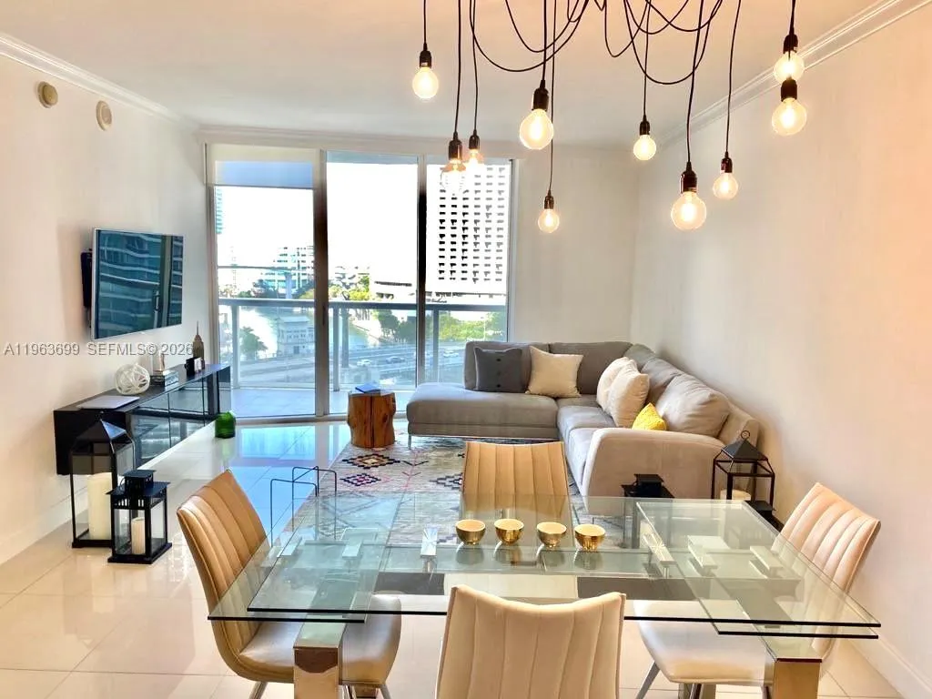 465 Brickell Ave 1106, Miami, Florida 33131, Miami, Florida 33131, 1 Bedroom Bedrooms, ,1 BathroomBathrooms,Residential Lease,For Rent,465 Brickell Ave 1106, Miami, Florida 33131,A11963699