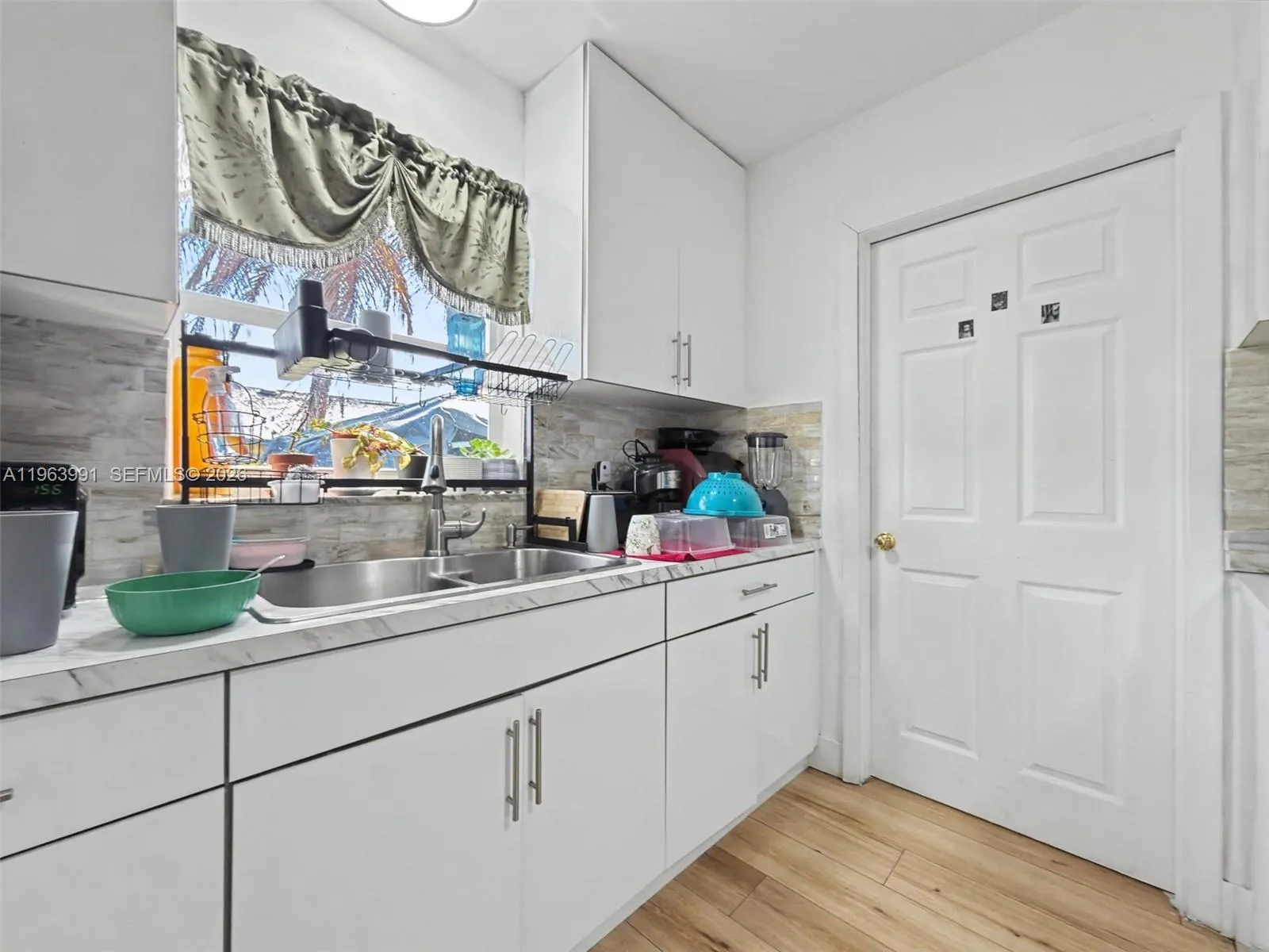 Homestead, Florida 33032, 4 Bedrooms Bedrooms, ,2 BathroomsBathrooms,Residential,For Sale,A11963991