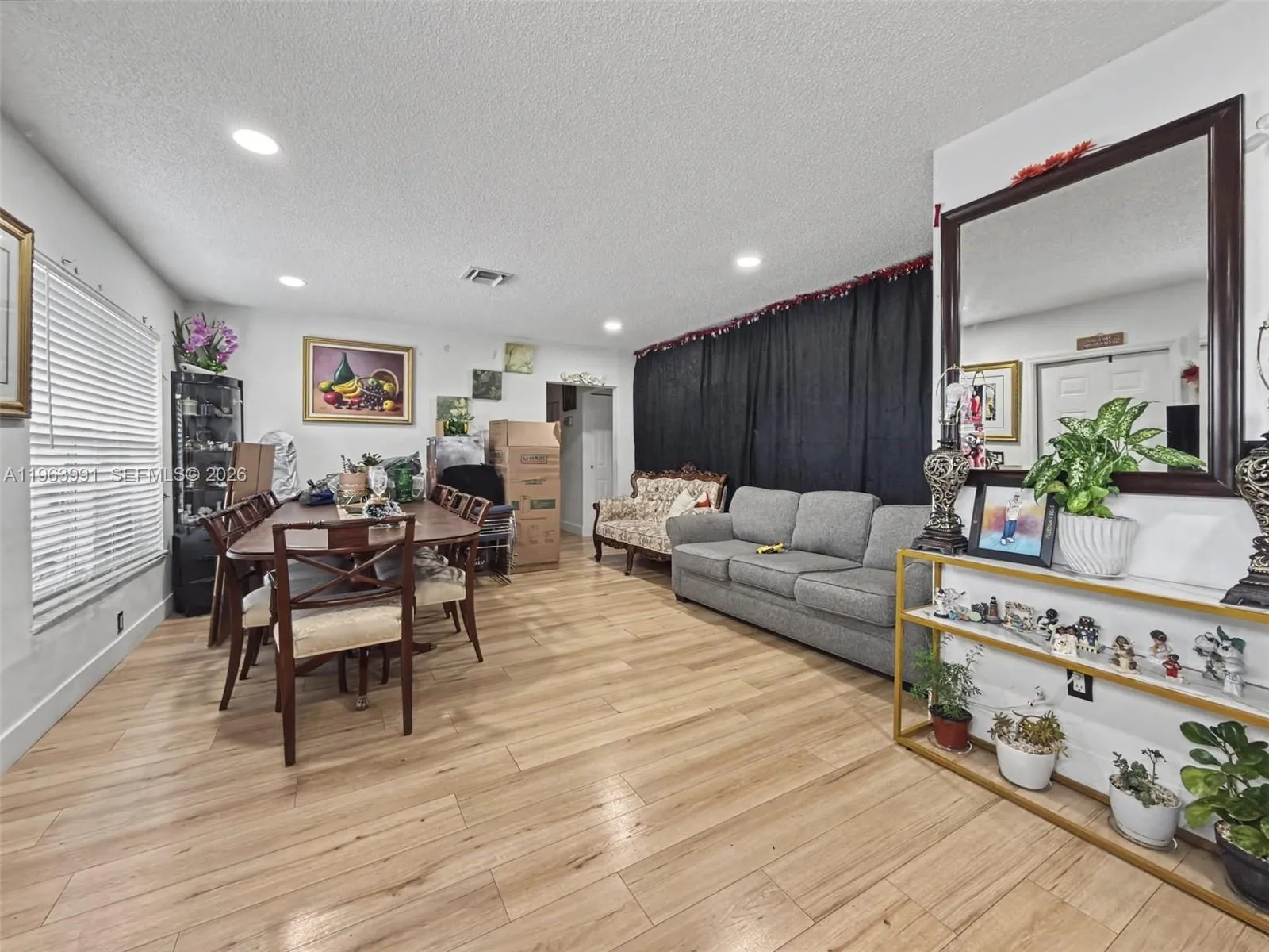 Homestead, Florida 33032, 4 Bedrooms Bedrooms, ,2 BathroomsBathrooms,Residential,For Sale,A11963991