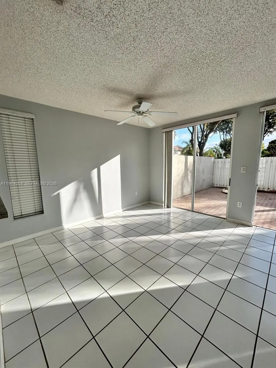 9900 Nw 43rd Ter, Doral, Florida 33178, Doral, Florida 33178, 4 Bedrooms Bedrooms, ,2 BathroomsBathrooms,Residential Lease,For Rent,9900 Nw 43rd Ter, Doral, Florida 33178,A11964004