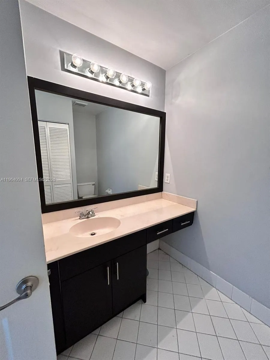 9900 Nw 43rd Ter, Doral, Florida 33178, Doral, Florida 33178, 4 Bedrooms Bedrooms, ,2 BathroomsBathrooms,Residential Lease,For Rent,9900 Nw 43rd Ter, Doral, Florida 33178,A11964004