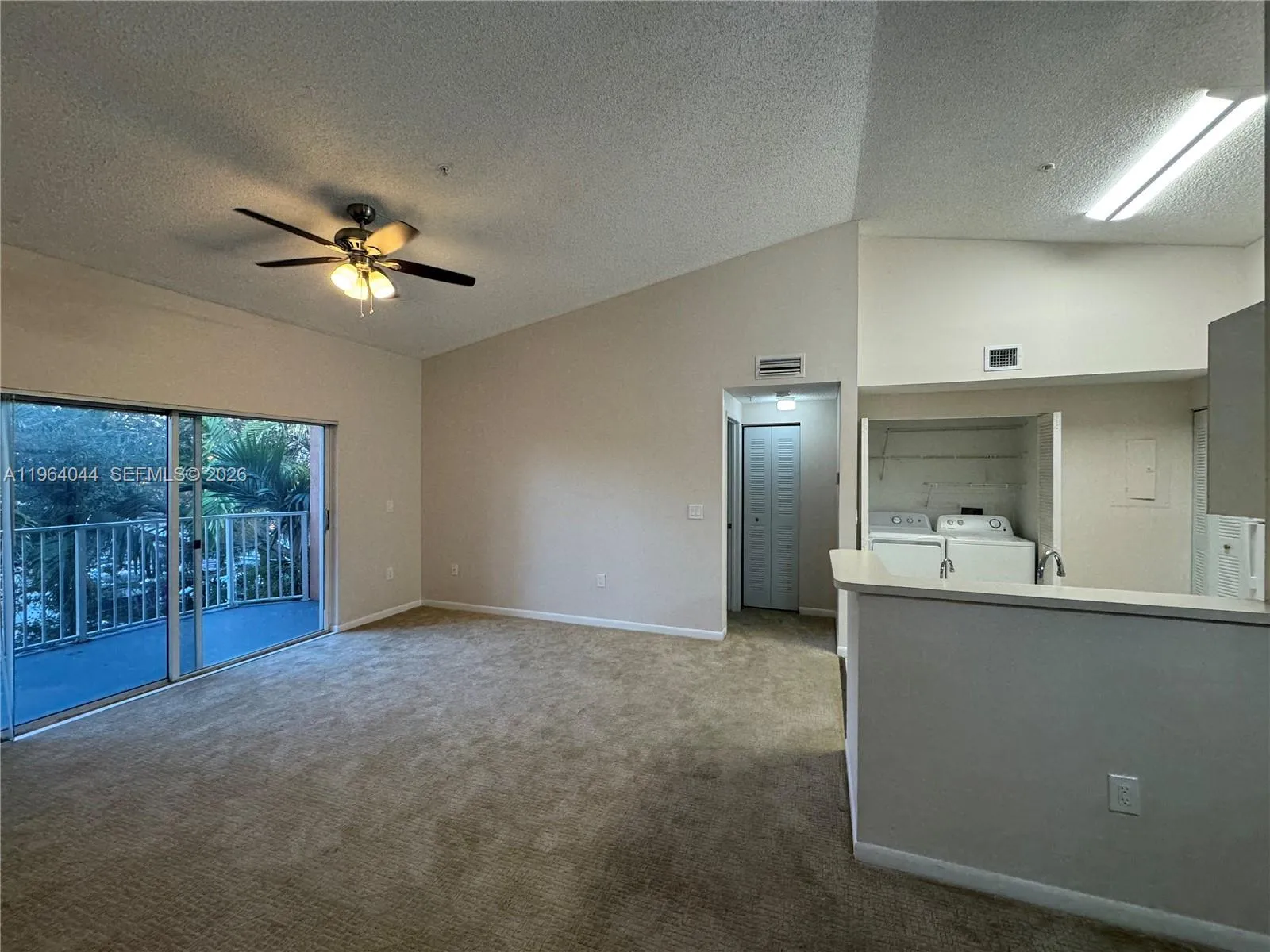 6936 Sw 39th St D303, Davie, Florida 33314, Davie, Florida 33314, 2 Bedrooms Bedrooms, ,2 BathroomsBathrooms,Residential Lease,For Rent,6936 Sw 39th St D303, Davie, Florida 33314,A11964044