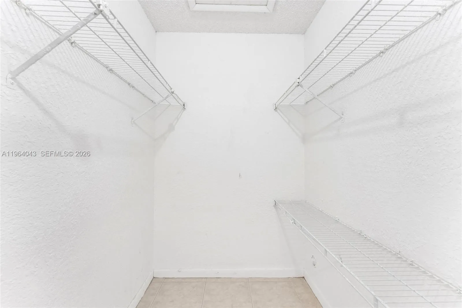 240 W 68th St 207, Hialeah, Florida 33014, Hialeah, Florida 33014, 2 Bedrooms Bedrooms, ,1 BathroomBathrooms,Residential,For Sale,240 W 68th St 207, Hialeah, Florida 33014,A11964043