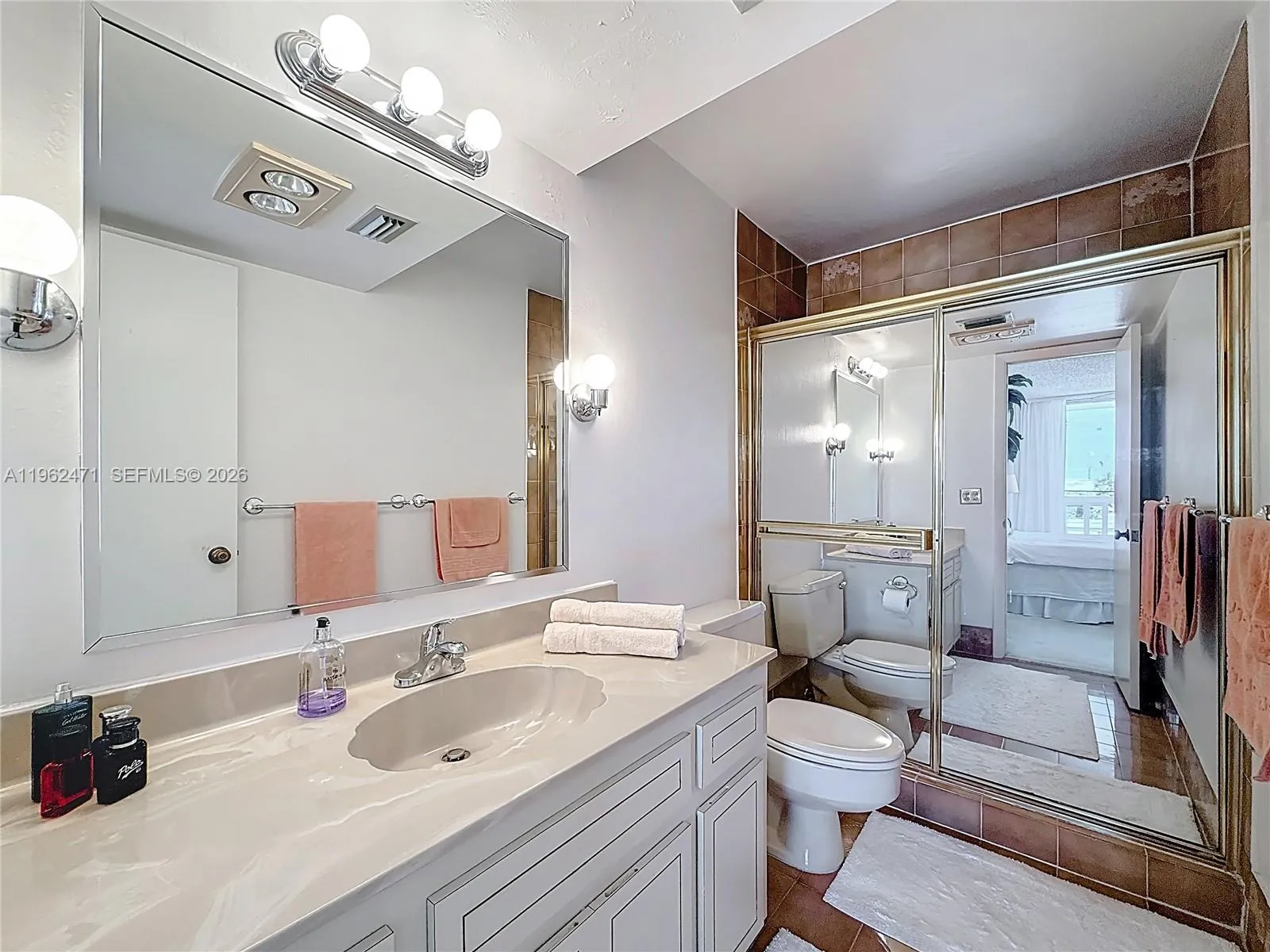 8530 Byron Ave 505, Miami Beach, Florida 33141, Miami Beach, Florida 33141, 2 Bedrooms Bedrooms, ,2 BathroomsBathrooms,Residential,For Sale,8530 Byron Ave 505, Miami Beach, Florida 33141,A11962471