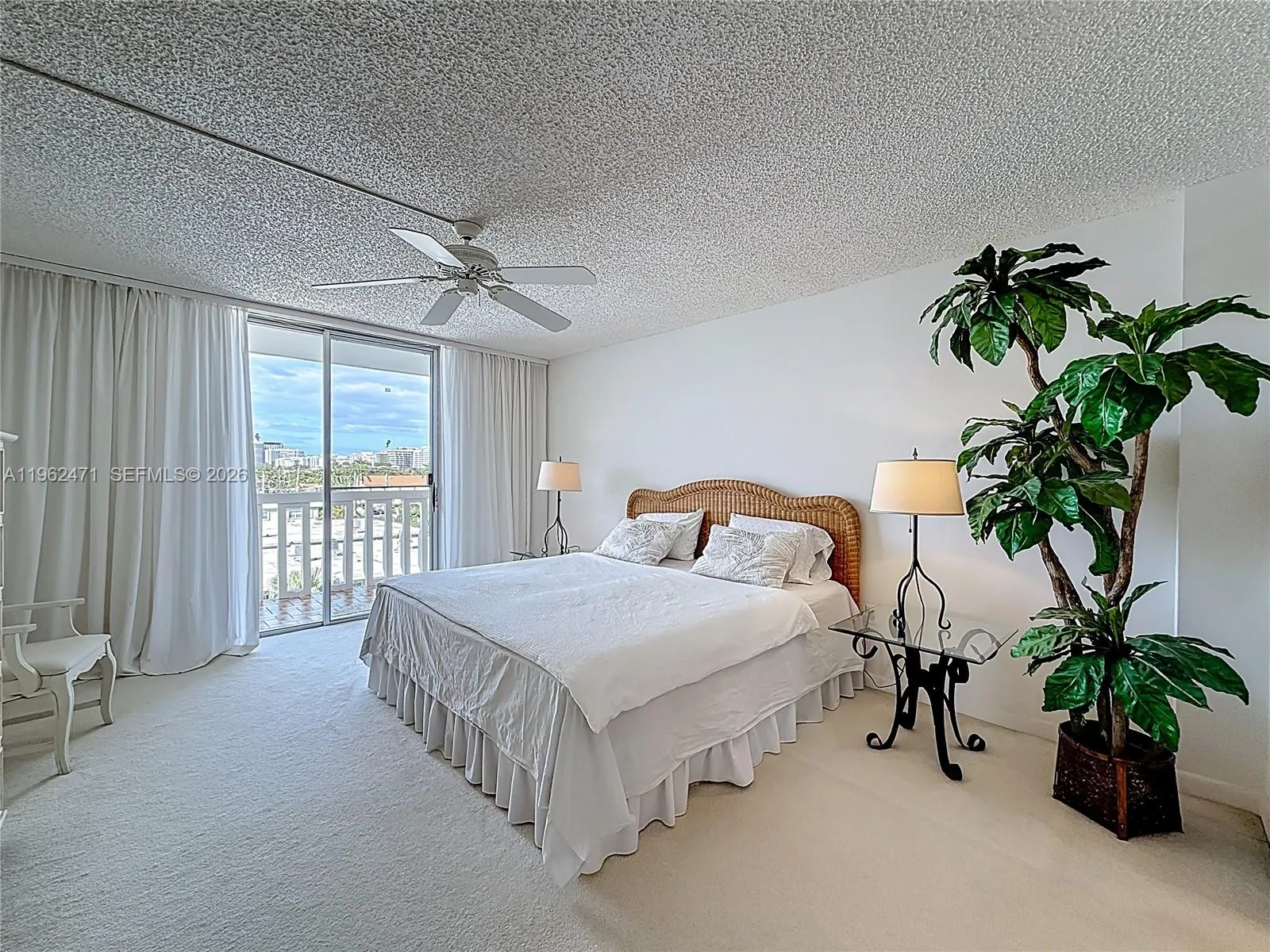 8530 Byron Ave 505, Miami Beach, Florida 33141, Miami Beach, Florida 33141, 2 Bedrooms Bedrooms, ,2 BathroomsBathrooms,Residential,For Sale,8530 Byron Ave 505, Miami Beach, Florida 33141,A11962471