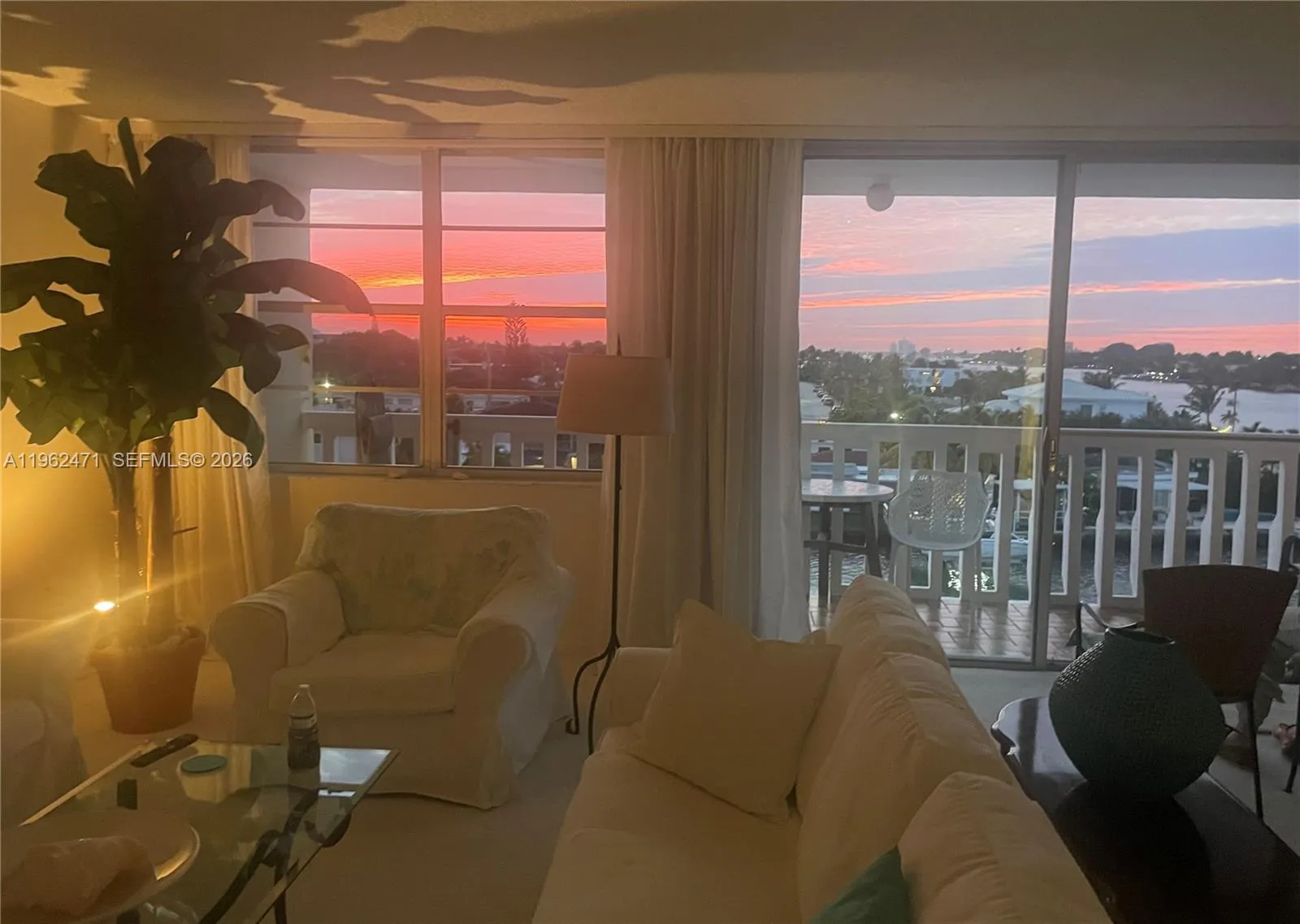 8530 Byron Ave 505, Miami Beach, Florida 33141, Miami Beach, Florida 33141, 2 Bedrooms Bedrooms, ,2 BathroomsBathrooms,Residential,For Sale,8530 Byron Ave 505, Miami Beach, Florida 33141,A11962471