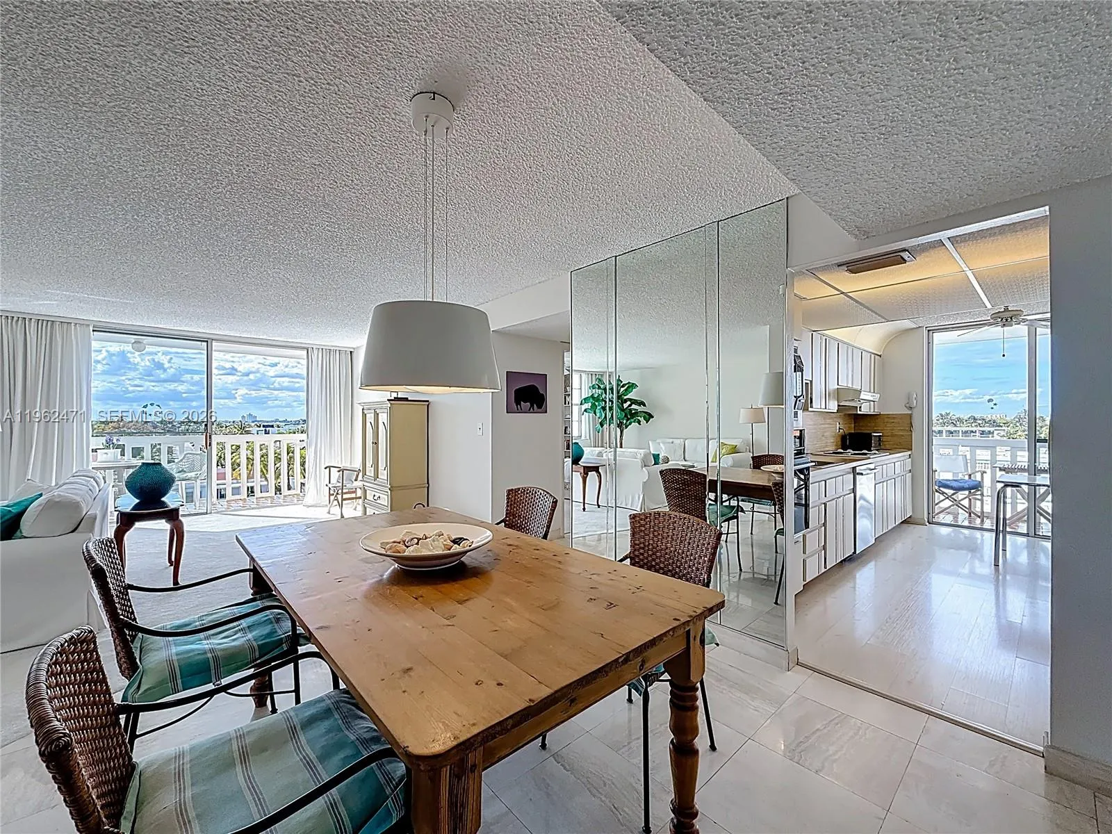 8530 Byron Ave 505, Miami Beach, Florida 33141, Miami Beach, Florida 33141, 2 Bedrooms Bedrooms, ,2 BathroomsBathrooms,Residential,For Sale,8530 Byron Ave 505, Miami Beach, Florida 33141,A11962471