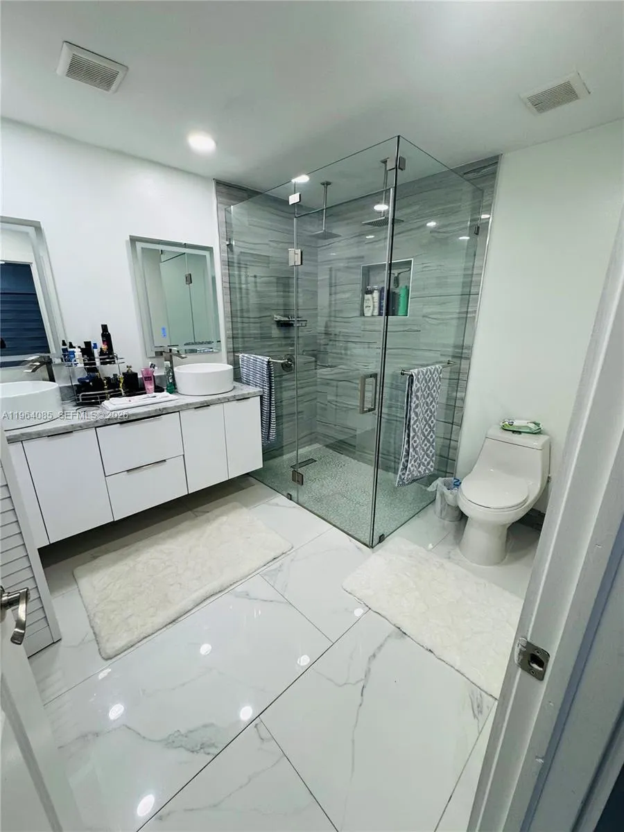 11761 Nw 12th St, Pembroke Pines, Florida 33026, Pembroke Pines, Florida 33026, 3 Bedrooms Bedrooms, ,2 BathroomsBathrooms,Residential Lease,For Rent,11761 Nw 12th St, Pembroke Pines, Florida 33026,A11964085