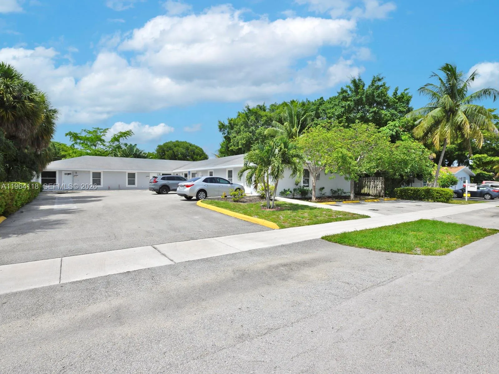 241 Nw 40th St 4, Oakland Park, Florida 33309, Oakland Park, Florida 33309, 2 Bedrooms Bedrooms, ,1 BathroomBathrooms,Residential Lease,For Rent,241 Nw 40th St 4, Oakland Park, Florida 33309,A11964118