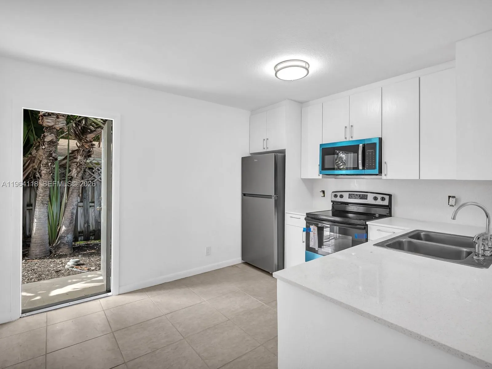 241 Nw 40th St 4, Oakland Park, Florida 33309, Oakland Park, Florida 33309, 2 Bedrooms Bedrooms, ,1 BathroomBathrooms,Residential Lease,For Rent,241 Nw 40th St 4, Oakland Park, Florida 33309,A11964118