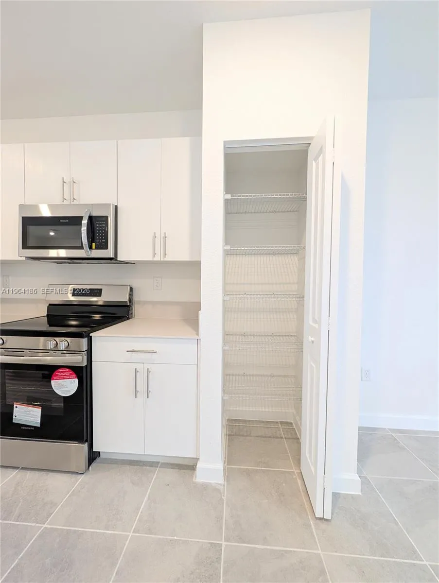 1172 Se 1st Ter, Florida City, Florida 33034, Florida City, Florida 33034, 3 Bedrooms Bedrooms, ,2 BathroomsBathrooms,Residential,For Sale,1172 Se 1st Ter, Florida City, Florida 33034,A11964186