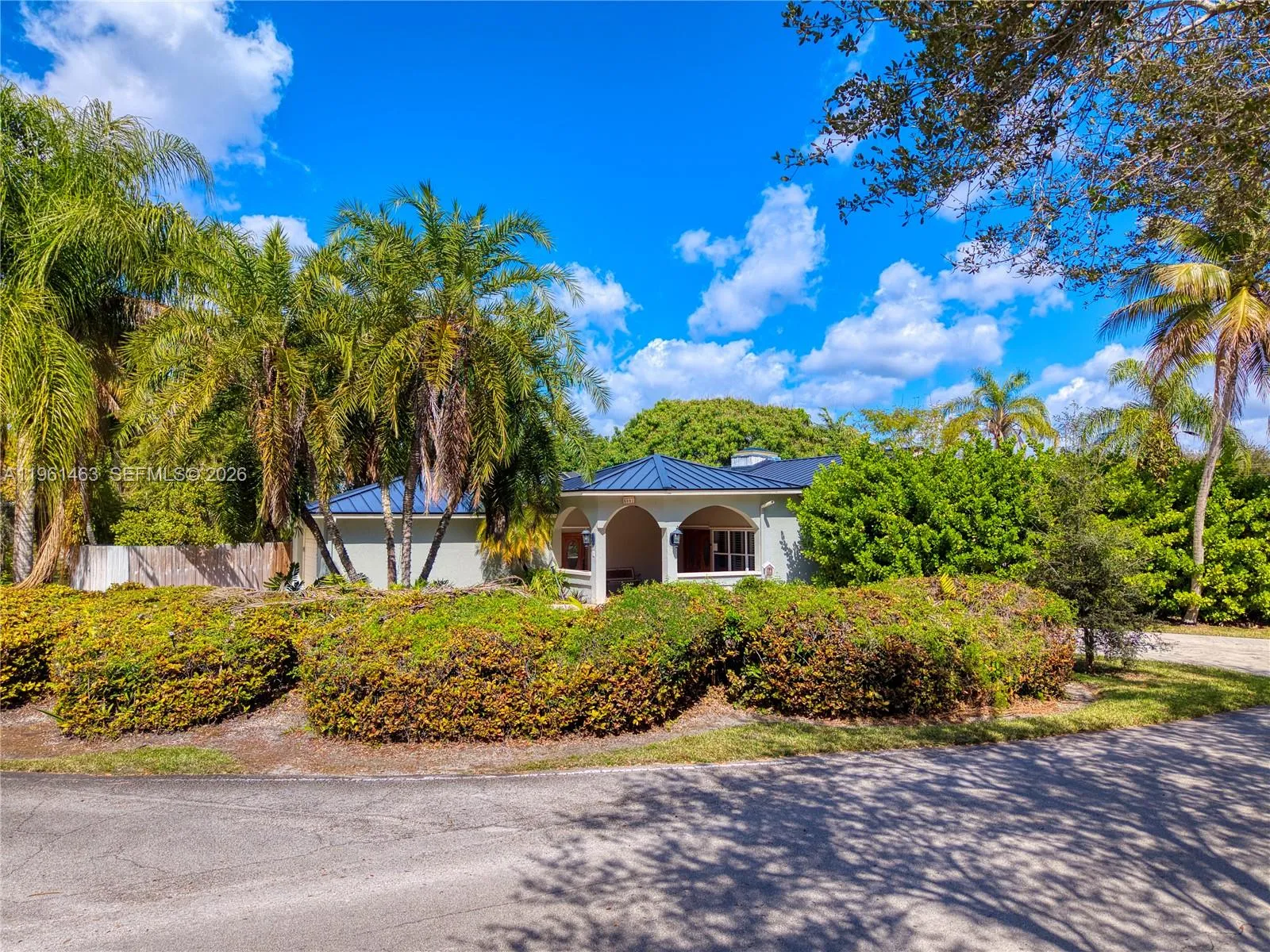 8001 Sw 133rd St, Pinecrest, Florida 33156, Pinecrest, Florida 33156, 3 Bedrooms Bedrooms, ,2 BathroomsBathrooms,Residential,For Sale,8001 Sw 133rd St, Pinecrest, Florida 33156,A11961463