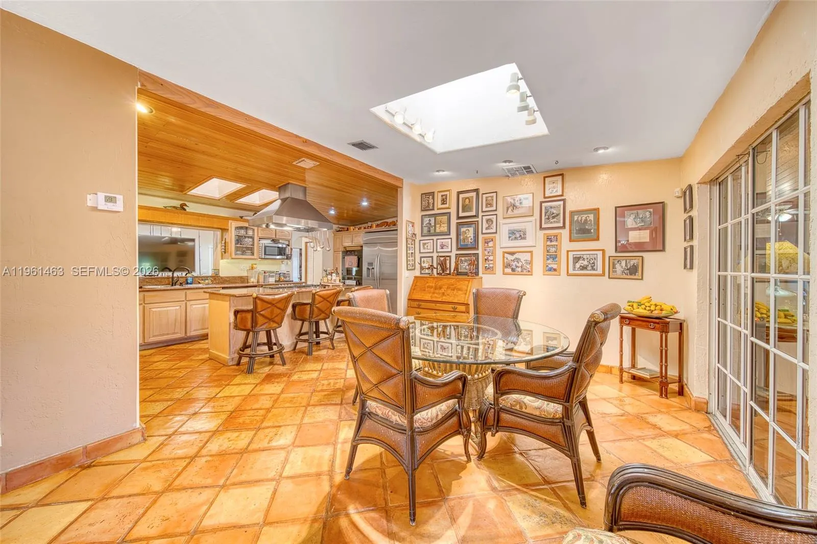 8001 Sw 133rd St, Pinecrest, Florida 33156, Pinecrest, Florida 33156, 3 Bedrooms Bedrooms, ,2 BathroomsBathrooms,Residential,For Sale,8001 Sw 133rd St, Pinecrest, Florida 33156,A11961463