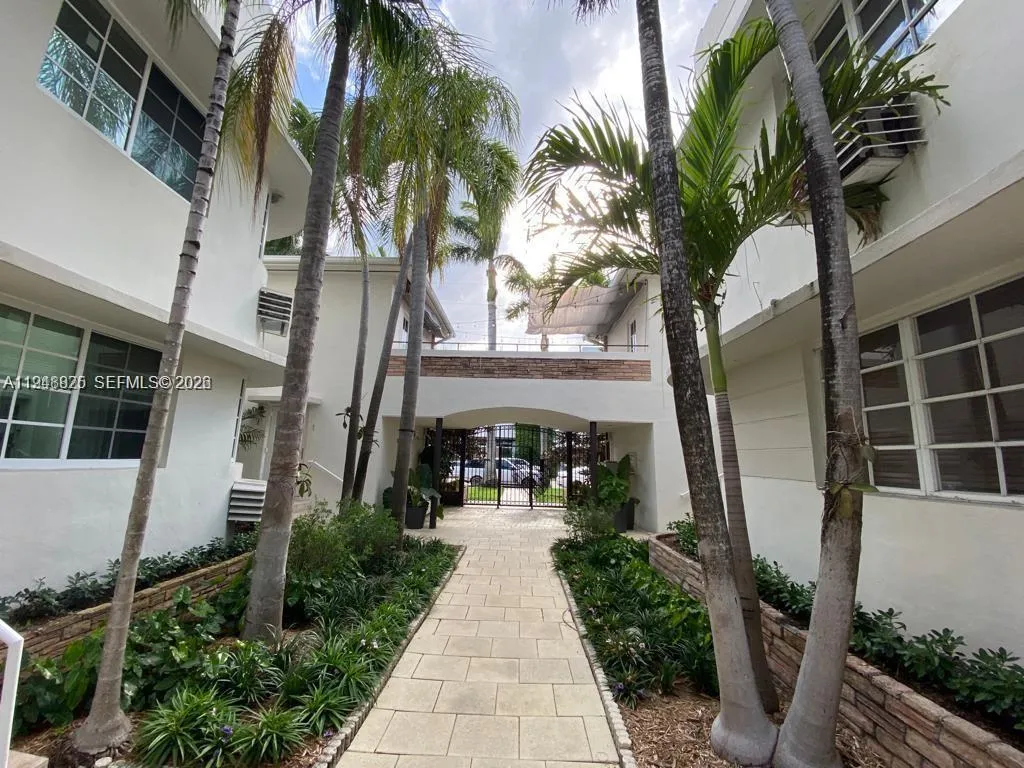 1601 Lenox Ave 8, Miami Beach, Florida 33139, Miami Beach, Florida 33139, ,1 BathroomBathrooms,Residential,For Sale,1601 Lenox Ave 8, Miami Beach, Florida 33139,A11948825