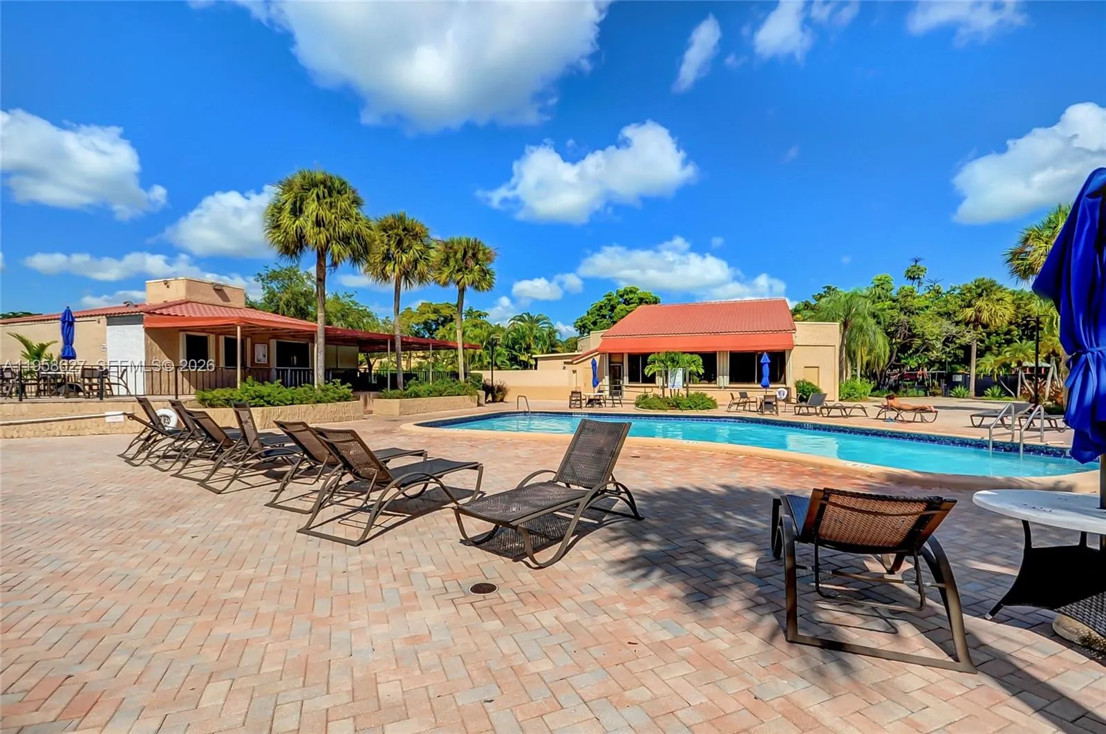 3831 Estepona Ave 11-d-2, Doral, Florida 33178, Doral, Florida 33178, 3 Bedrooms Bedrooms, ,2 BathroomsBathrooms,Residential,For Sale,3831 Estepona Ave 11-d-2, Doral, Florida 33178,A11958627