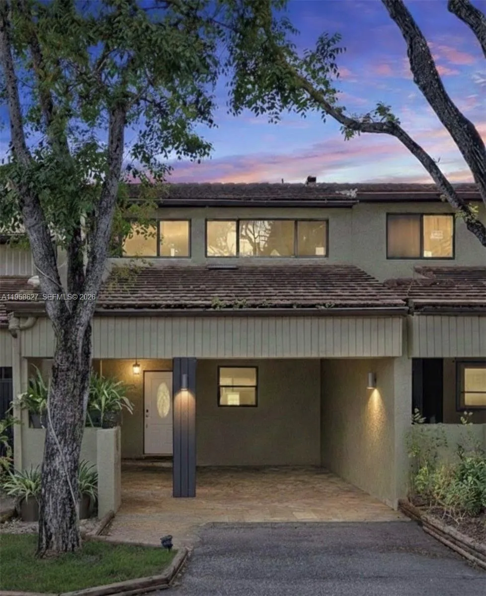 3831 Estepona Ave 11-d-2, Doral, Florida 33178, Doral, Florida 33178, 3 Bedrooms Bedrooms, ,2 BathroomsBathrooms,Residential,For Sale,3831 Estepona Ave 11-d-2, Doral, Florida 33178,A11958627