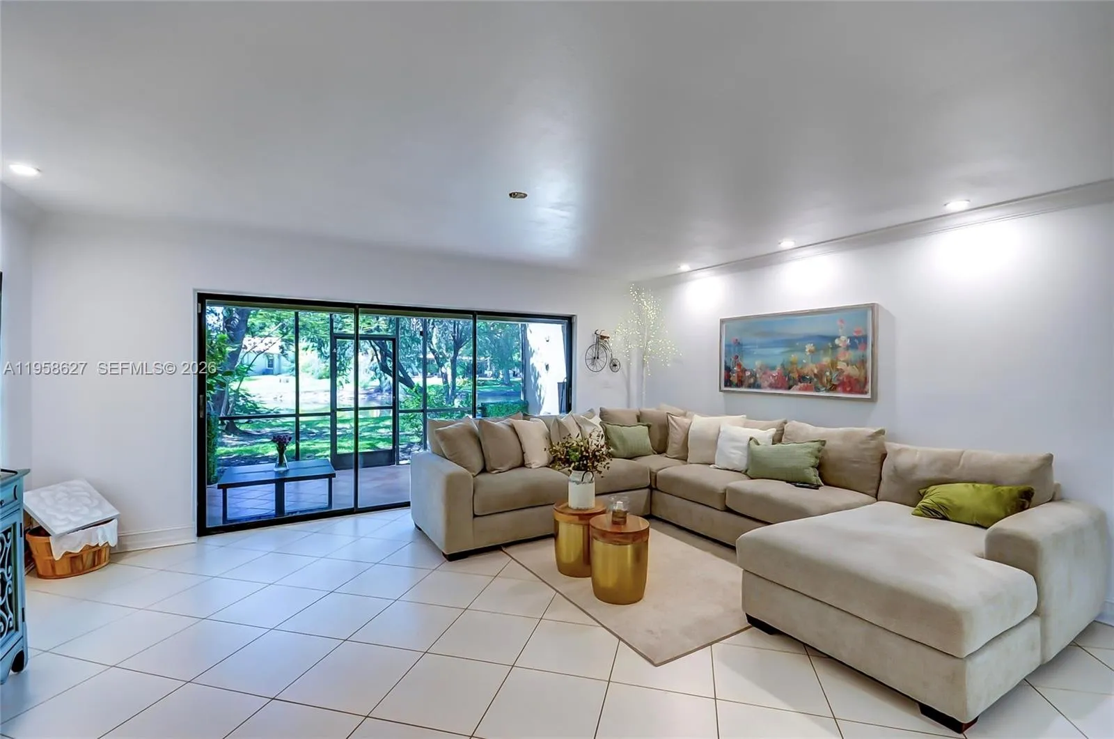 3831 Estepona Ave 11-d-2, Doral, Florida 33178, Doral, Florida 33178, 3 Bedrooms Bedrooms, ,2 BathroomsBathrooms,Residential,For Sale,3831 Estepona Ave 11-d-2, Doral, Florida 33178,A11958627