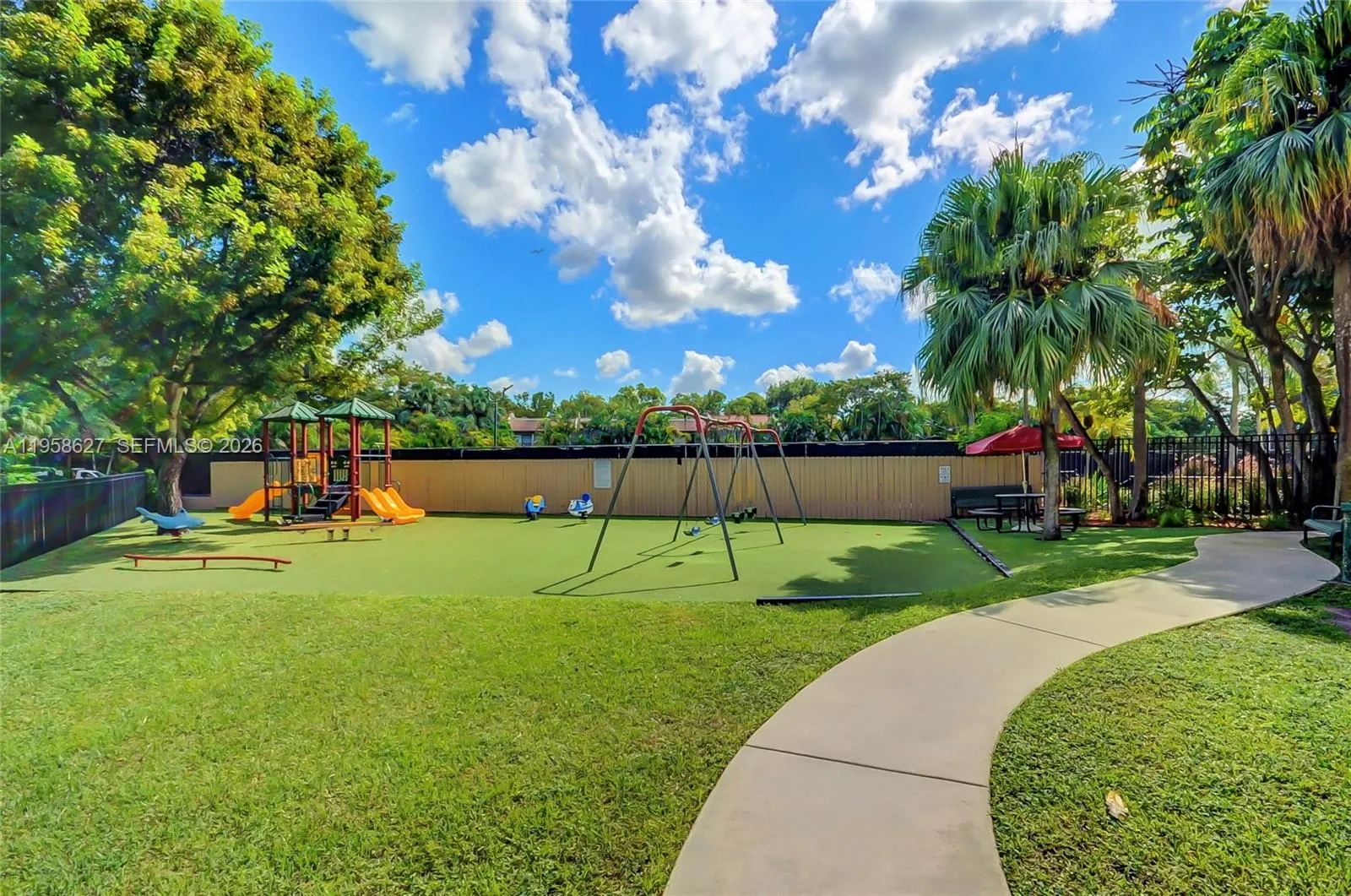 3831 Estepona Ave 11-d-2, Doral, Florida 33178, Doral, Florida 33178, 3 Bedrooms Bedrooms, ,2 BathroomsBathrooms,Residential,For Sale,3831 Estepona Ave 11-d-2, Doral, Florida 33178,A11958627