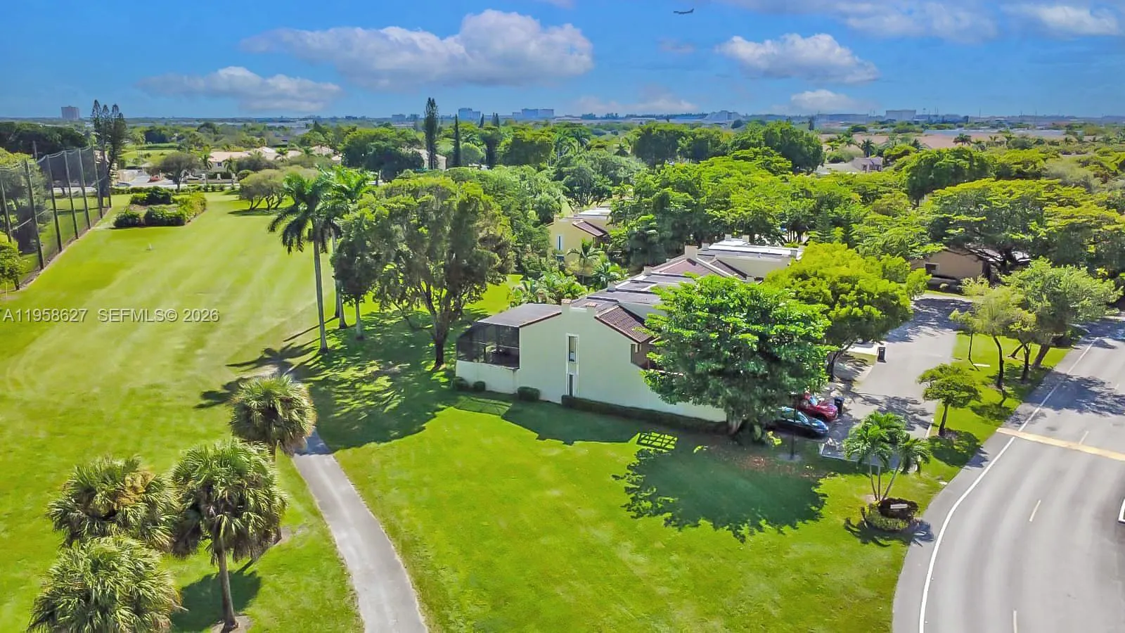 3831 Estepona Ave 11-d-2, Doral, Florida 33178, Doral, Florida 33178, 3 Bedrooms Bedrooms, ,2 BathroomsBathrooms,Residential,For Sale,3831 Estepona Ave 11-d-2, Doral, Florida 33178,A11958627