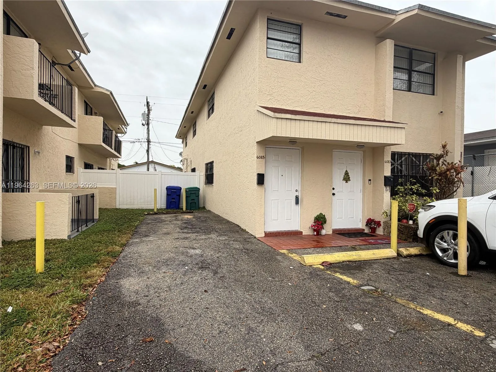 6085 W Flagler St 0, Miami, Florida 33144, Miami, Florida 33144, 3 Bedrooms Bedrooms, ,2 BathroomsBathrooms,Residential Lease,For Rent,6085 W Flagler St 0, Miami, Florida 33144,A11964263