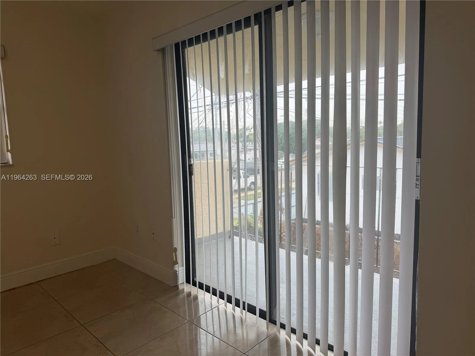 6085 W Flagler St 0, Miami, Florida 33144, Miami, Florida 33144, 3 Bedrooms Bedrooms, ,2 BathroomsBathrooms,Residential Lease,For Rent,6085 W Flagler St 0, Miami, Florida 33144,A11964263