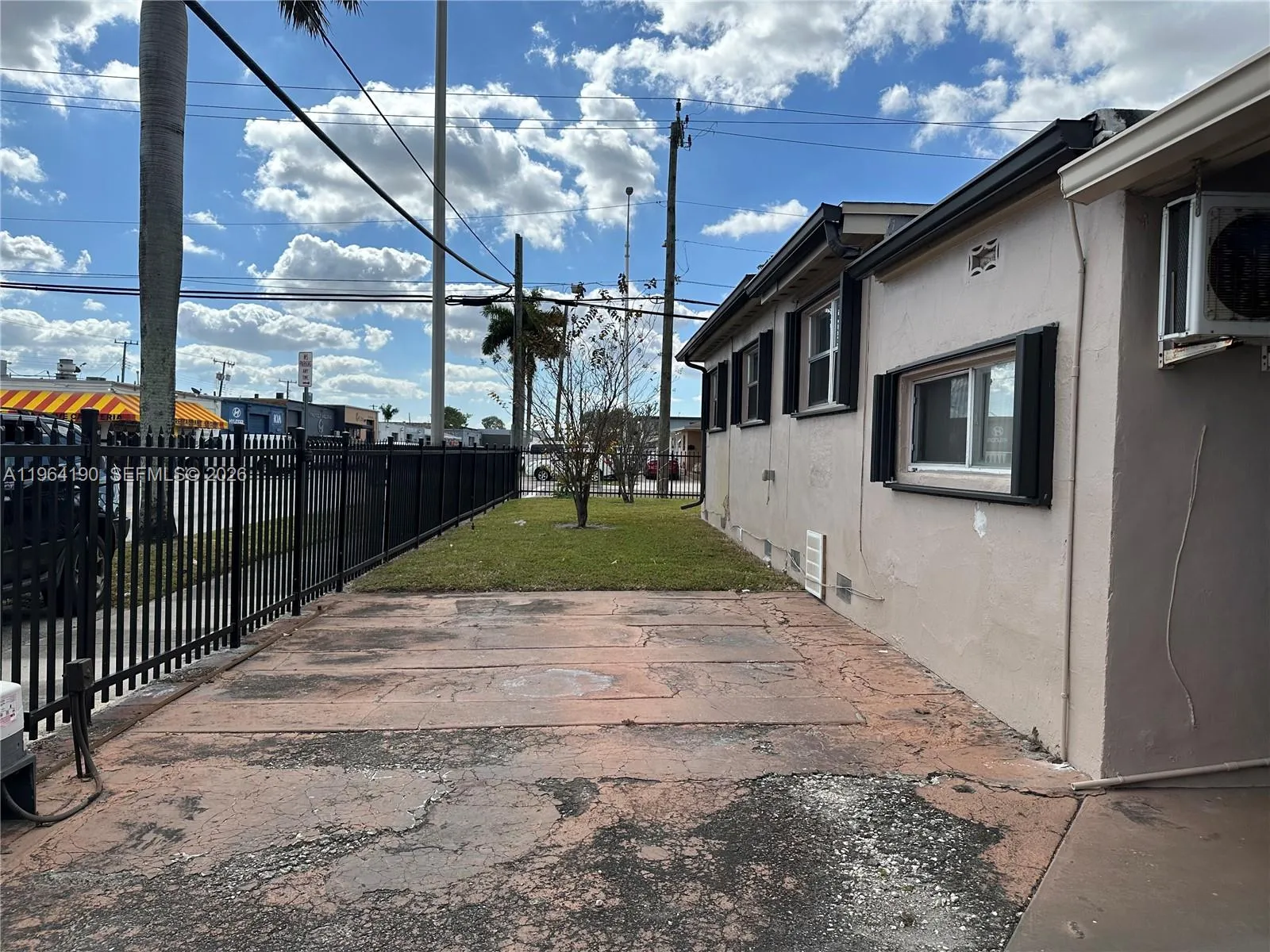 991 E 47th St, Hialeah, Florida 33013, Hialeah, Florida 33013, 3 Bedrooms Bedrooms, ,2 BathroomsBathrooms,Residential,For Sale,991 E 47th St, Hialeah, Florida 33013,A11964190