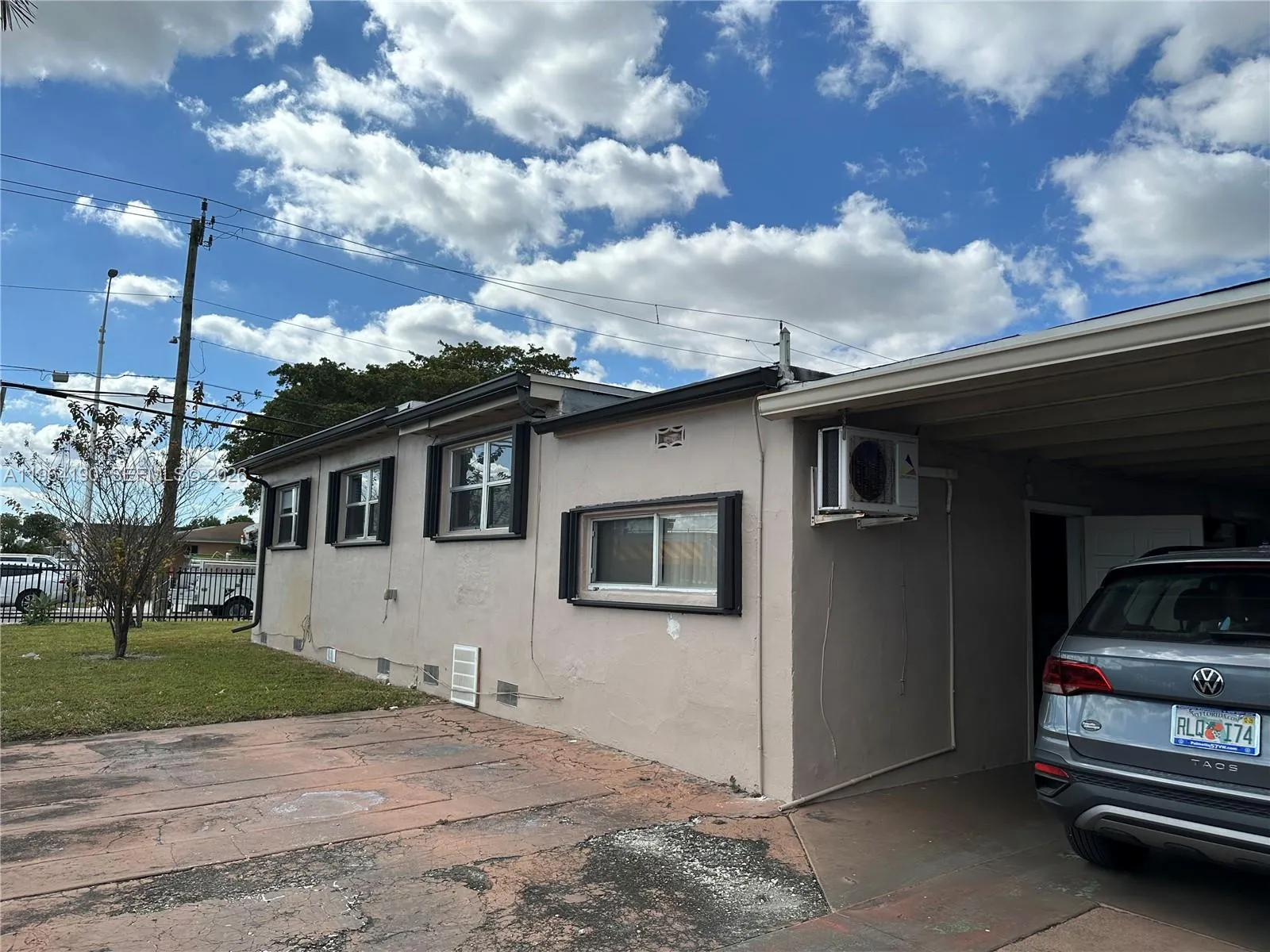 991 E 47th St, Hialeah, Florida 33013, Hialeah, Florida 33013, 3 Bedrooms Bedrooms, ,2 BathroomsBathrooms,Residential,For Sale,991 E 47th St, Hialeah, Florida 33013,A11964190