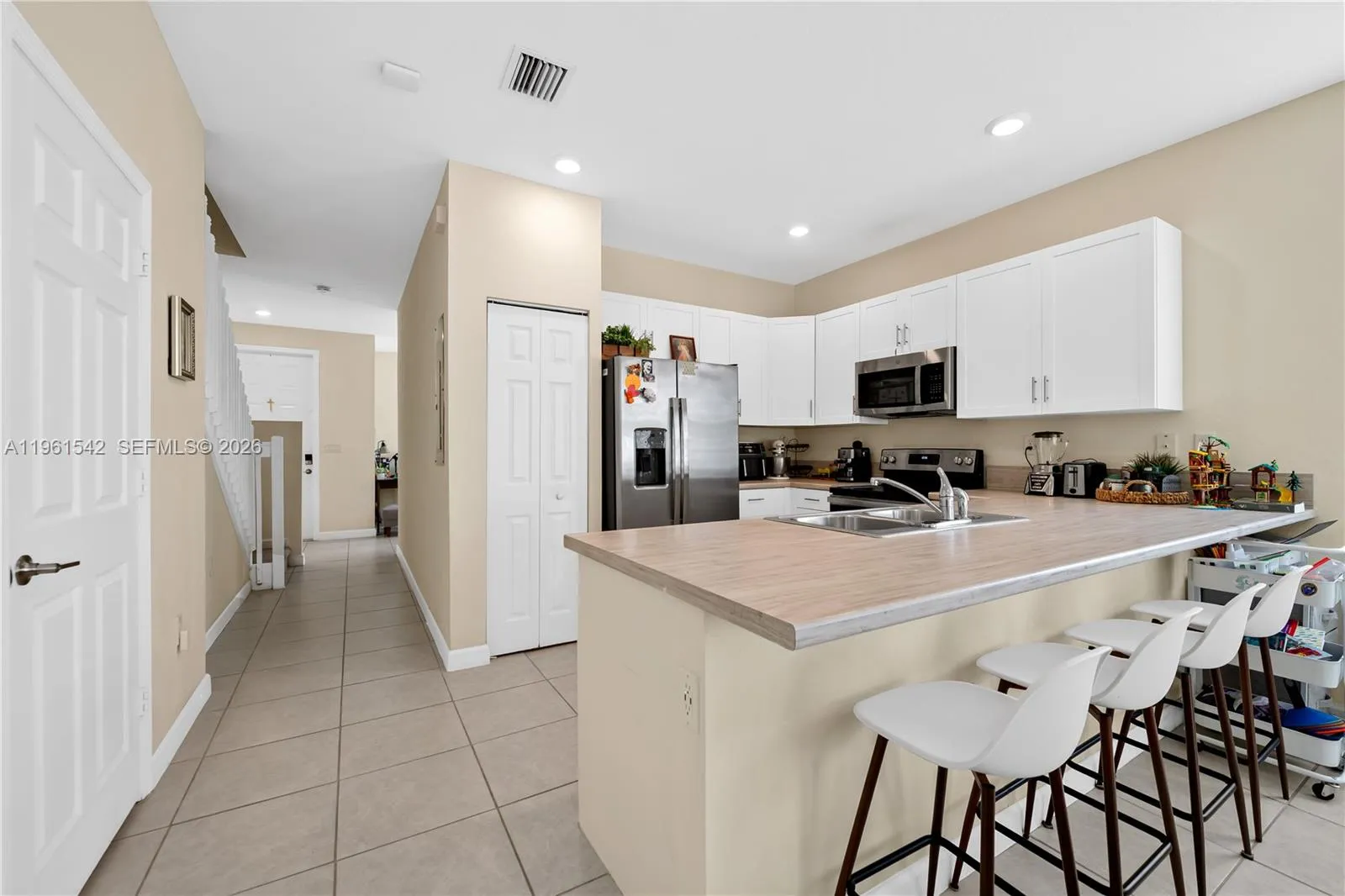 Hialeah, Florida 33018, 3 Bedrooms Bedrooms, ,2 BathroomsBathrooms,Residential,For Sale,A11961542