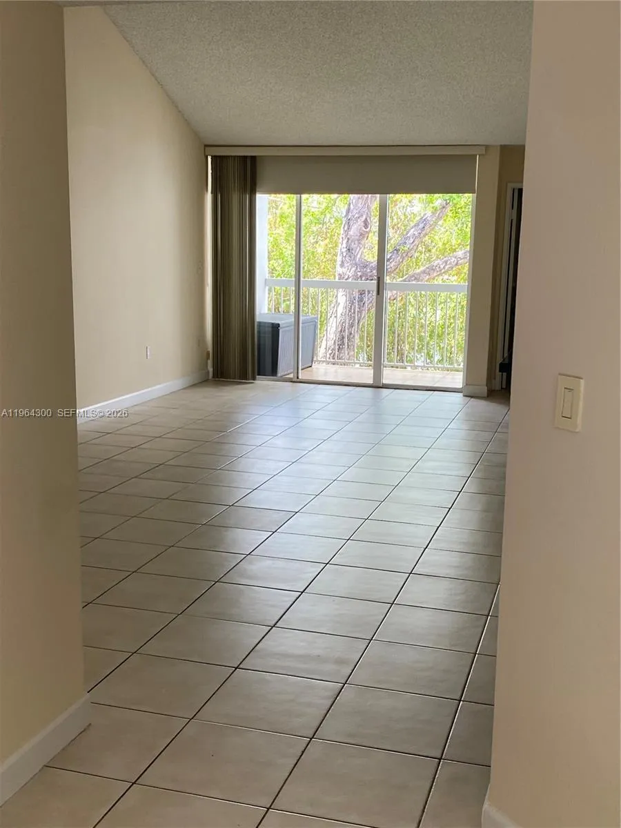 4772 Nw 97th Pl 219, Doral, Florida 33178, Doral, Florida 33178, 2 Bedrooms Bedrooms, ,2 BathroomsBathrooms,Residential Lease,For Rent,4772 Nw 97th Pl 219, Doral, Florida 33178,A11964300